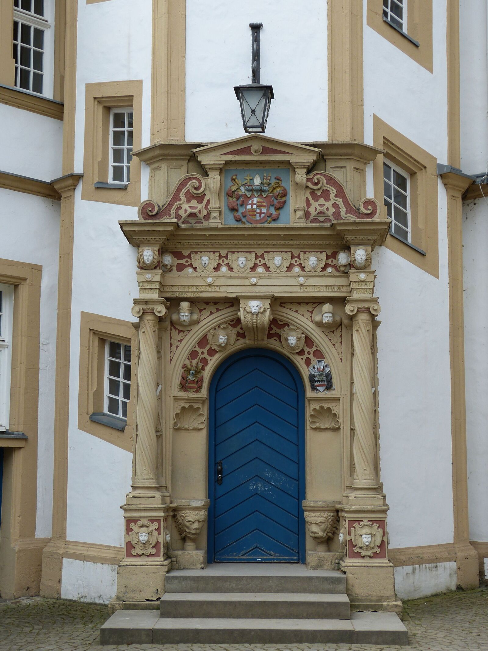 Panasonic Lumix DMC-FZ150 sample photo. Paderborn, castle, neuhaus photography