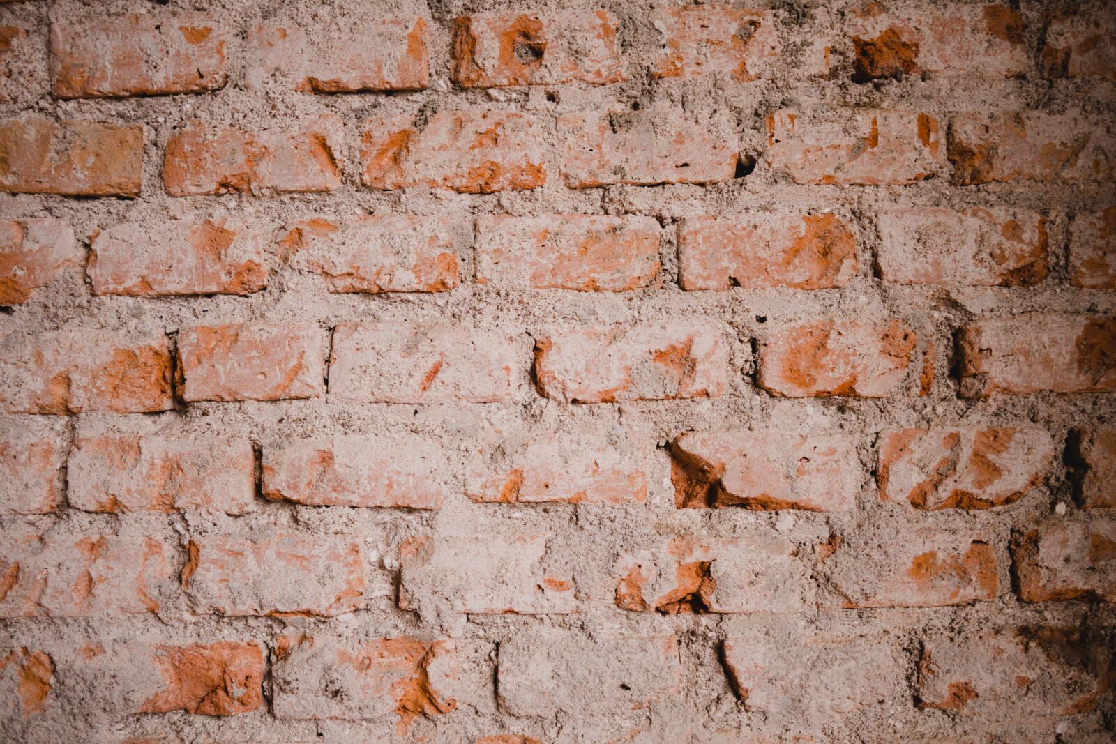 Sony a6300 + Sigma 19mm F2.8 EX DN sample photo. Brick, texture, construction photography