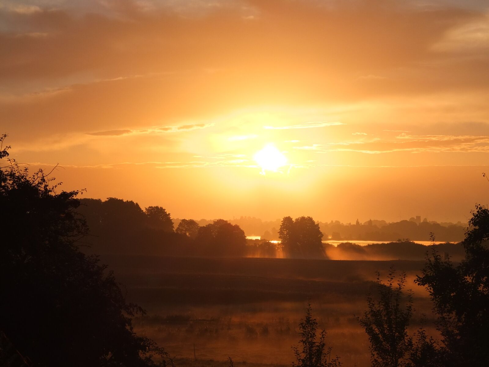 Fujifilm X10 sample photo. Dawn, sun, nature photography