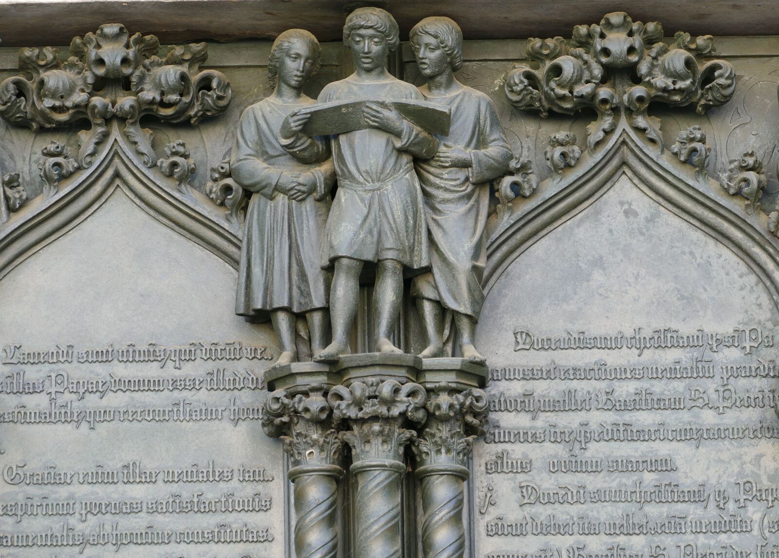 Panasonic Lumix DMC-FZ1000 sample photo. Wittenberg, monument, saxony-anhalt photography