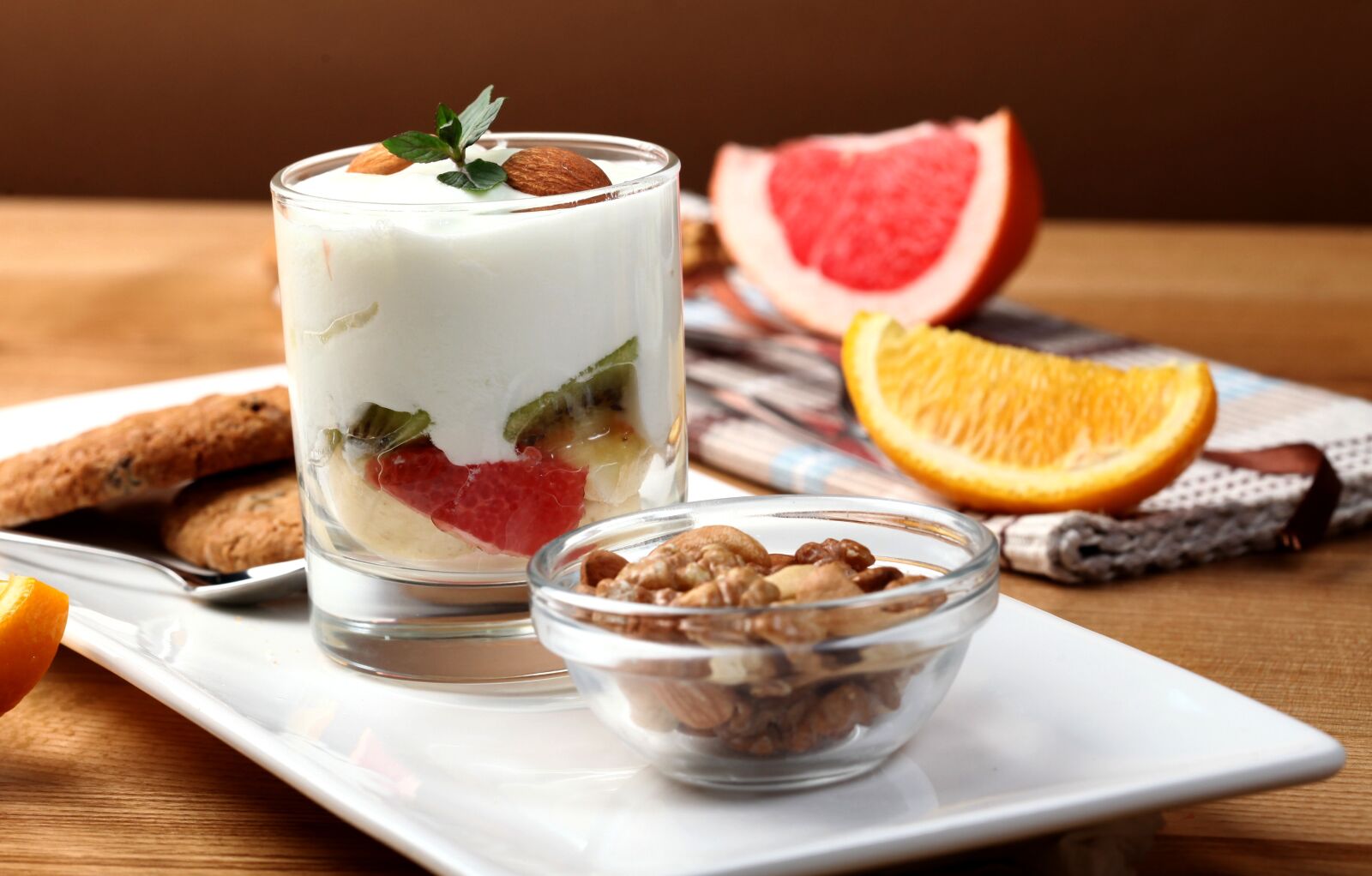 Canon EOS 5D Mark II sample photo. Breakfast, morning, oil photography
