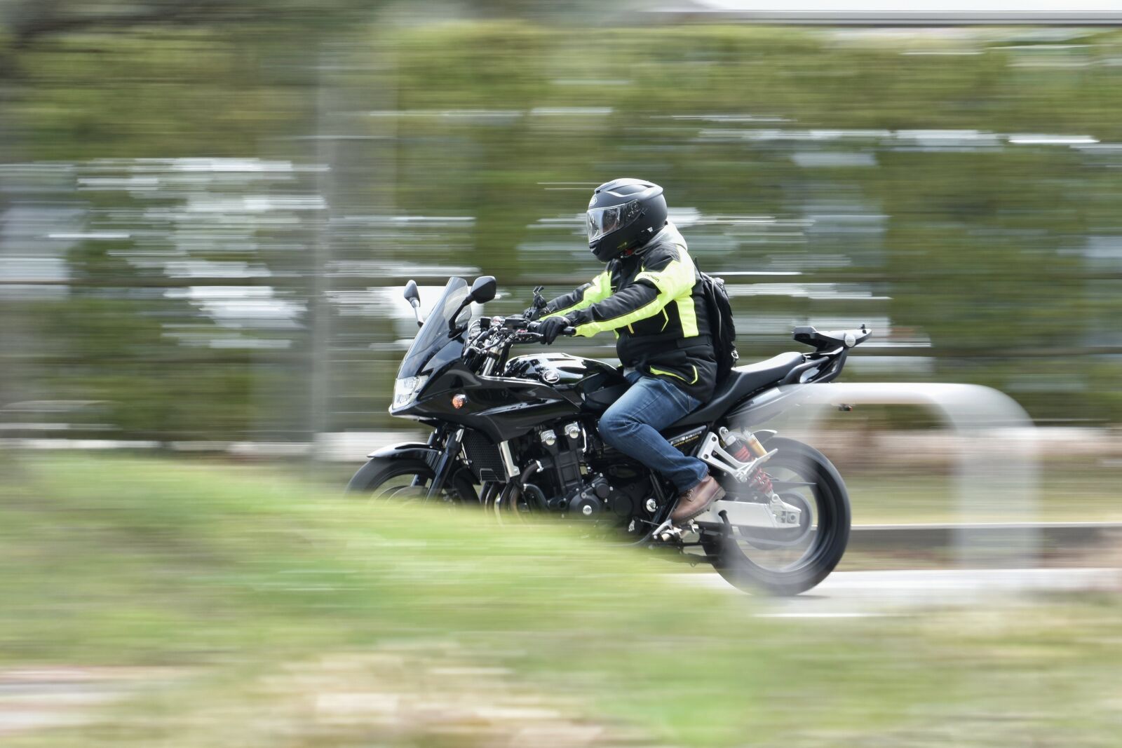 Nikon D7200 sample photo. Traffic, road, vehicle photography