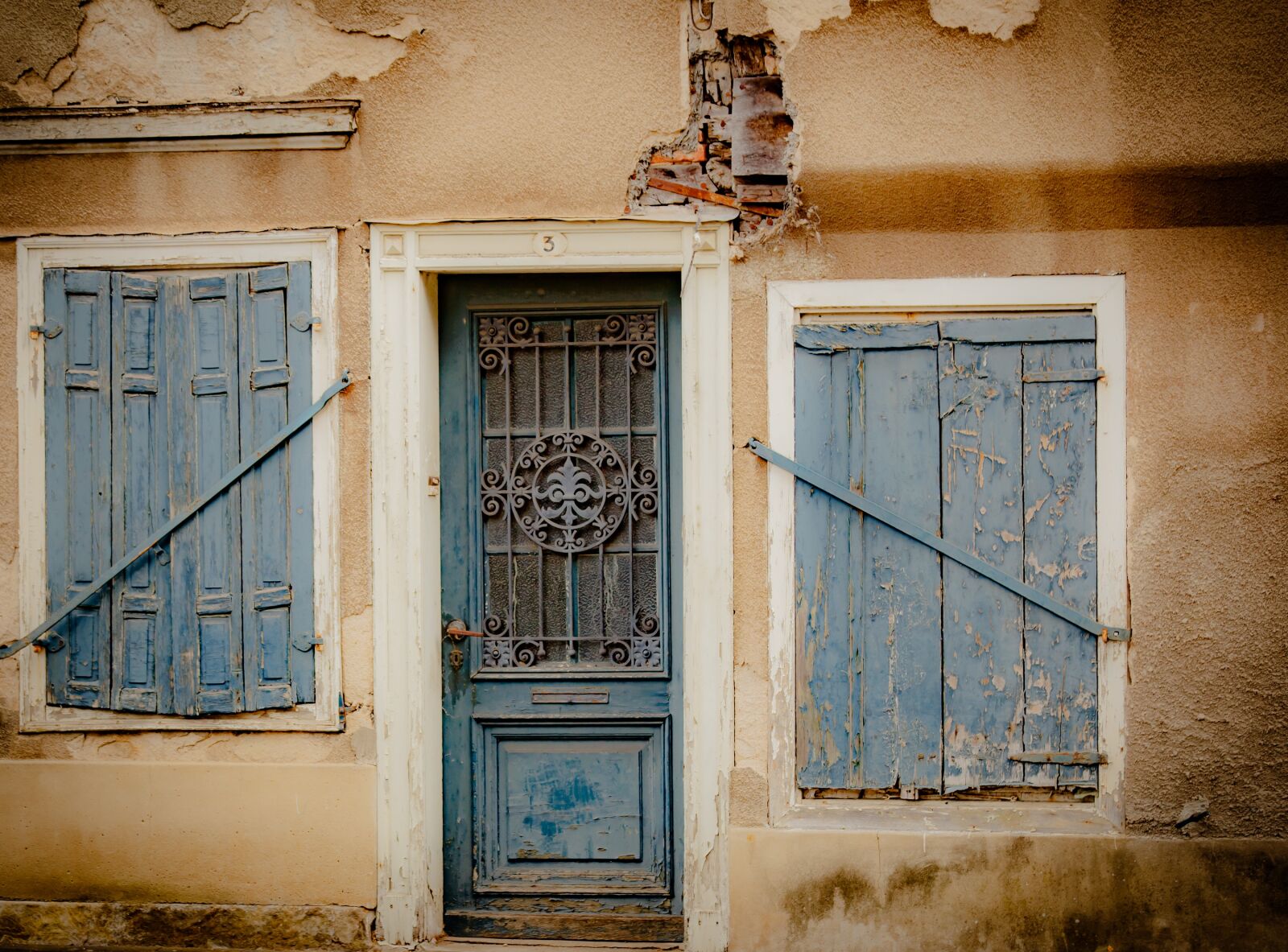 Canon EOS 6D sample photo. Home, door, window photography