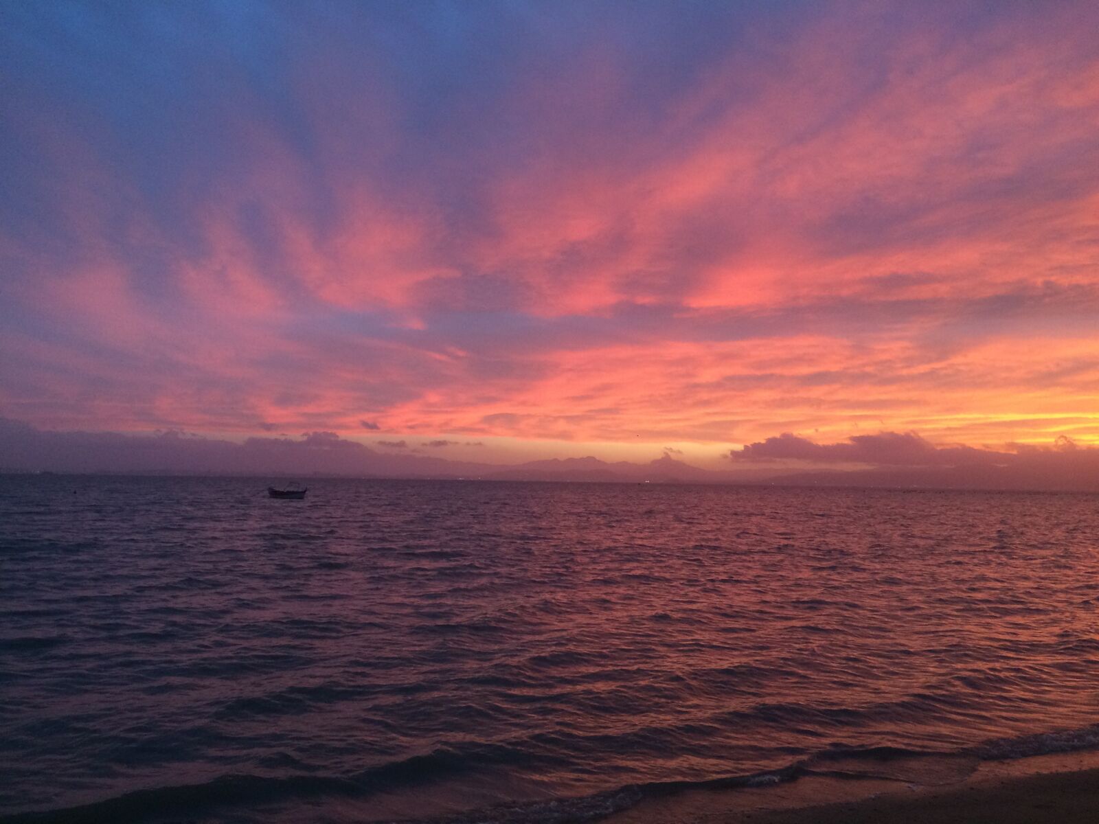 iPhone 5s back camera 4.15mm f/2.2 sample photo. Sunset, blue and orange photography