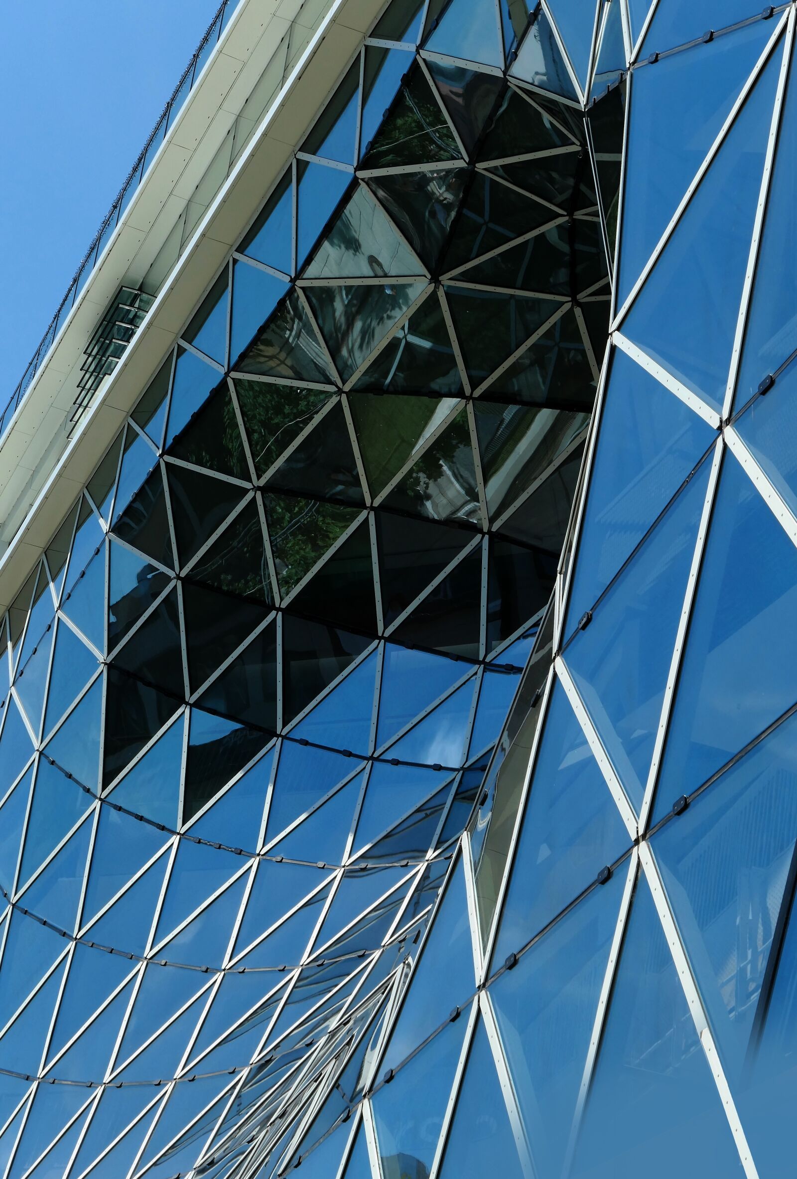 Panasonic Lumix DMC-LX10 (Lumix DMC-LX15) sample photo. Facade, building, architecture photography