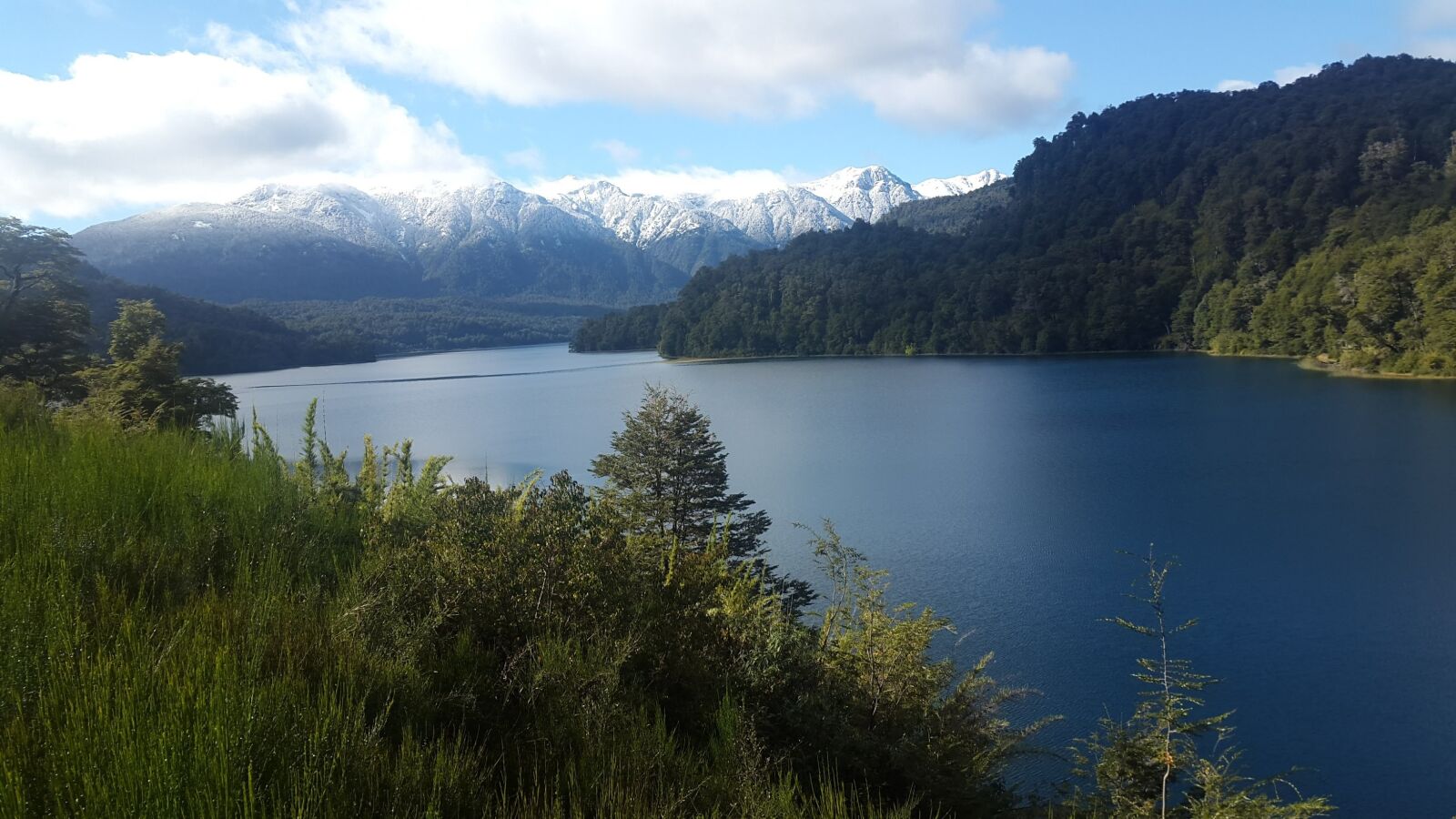 Samsung Galaxy S5 sample photo. Lake, mountain, snow photography