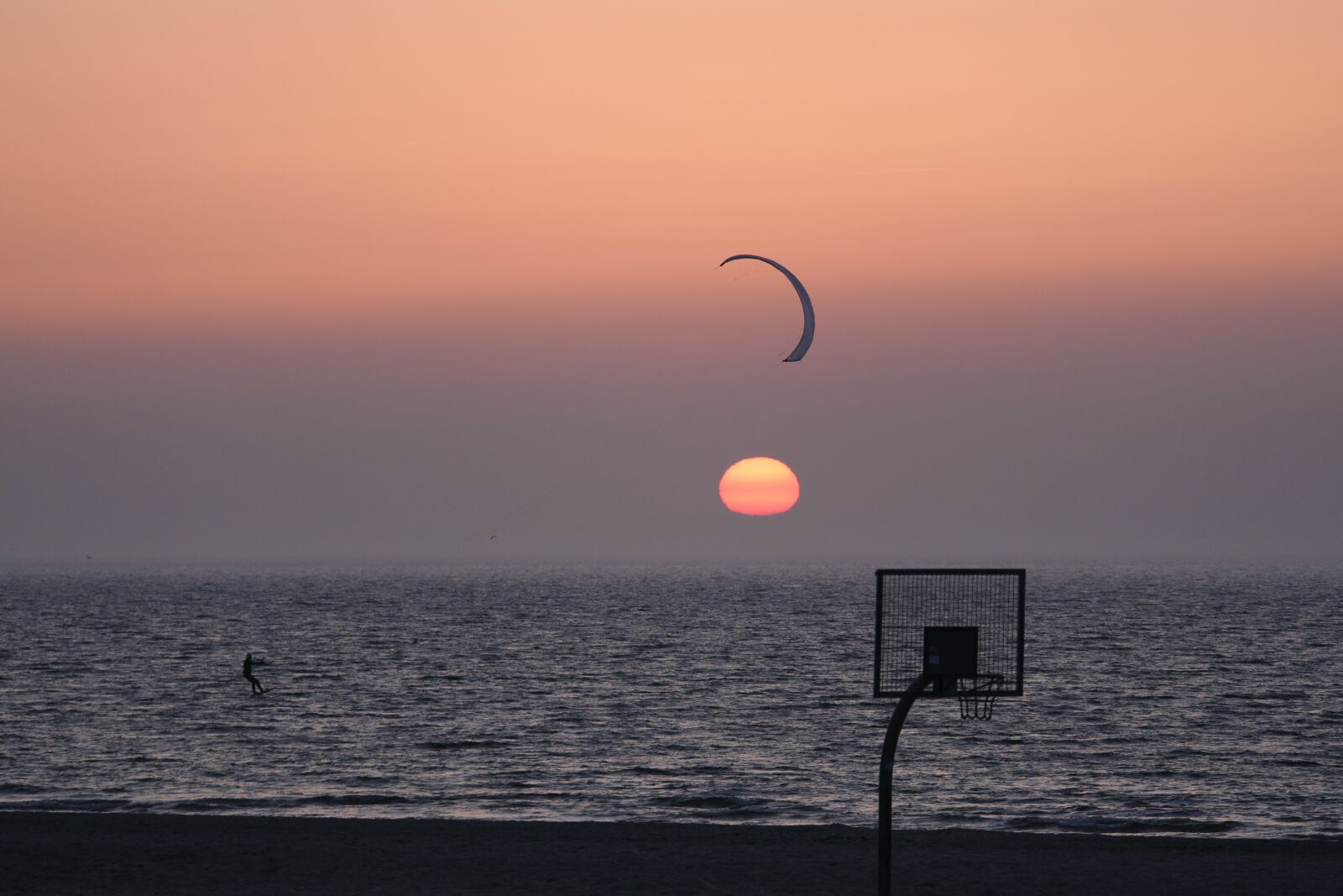 Panasonic Lumix DC-G9 sample photo. Sunset, evening, waters photography