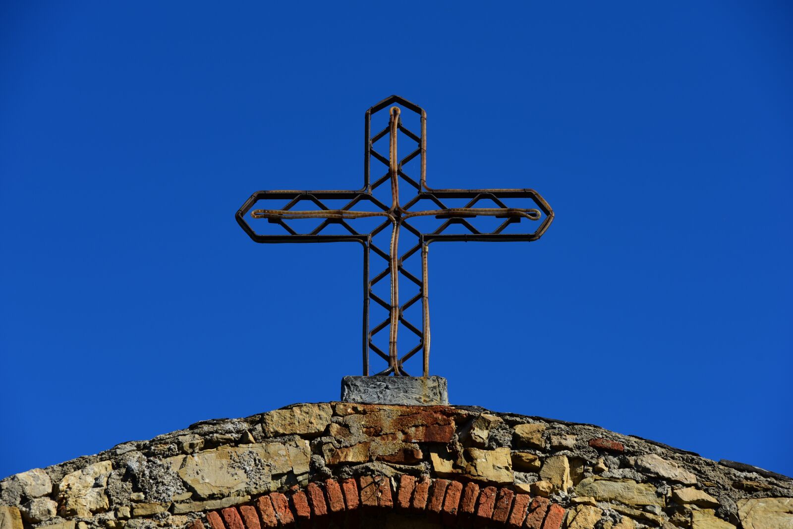 Nikon D810 sample photo. Cross, sky, blue photography