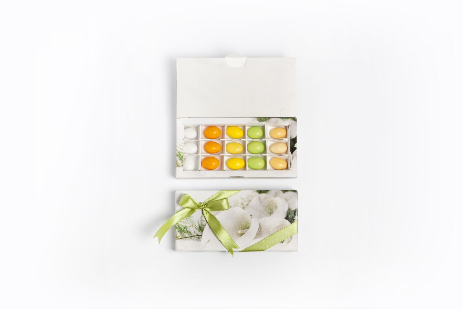 Canon EOS 5D Mark II sample photo. Confetti, chocolate, packaging photography