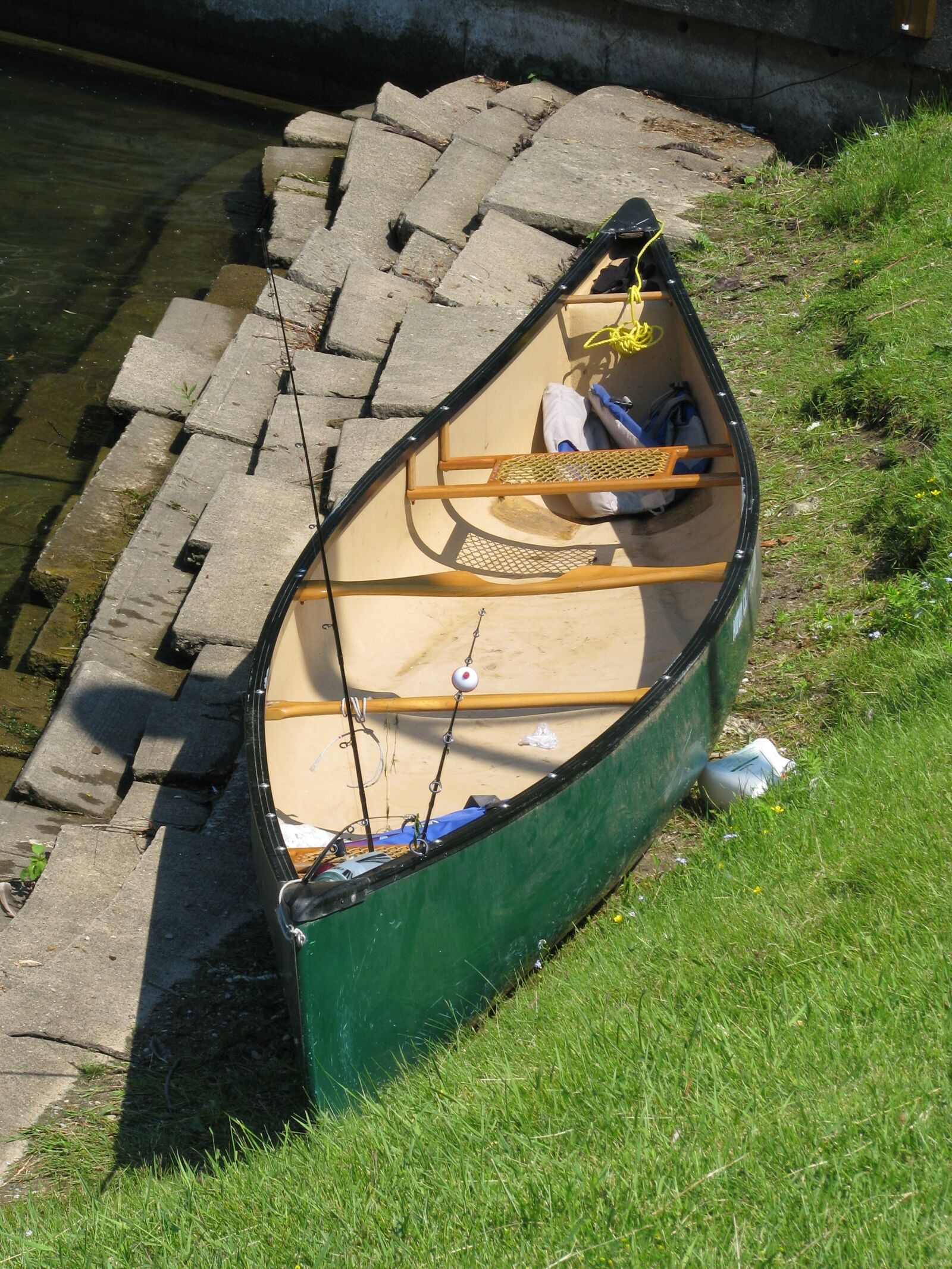 Canon POWERSHOT S5 IS sample photo. Boat, fishing, rods photography