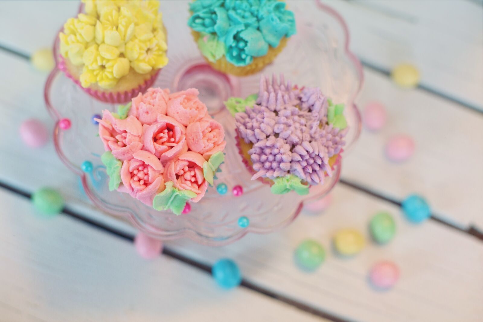 Canon EF 50mm F1.4 USM sample photo. Cupcakes, floral, pastel photography