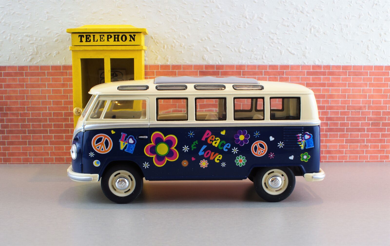 Sony DT 18-70mm F3.5-5.6 sample photo. Vw, bus, vw bus photography