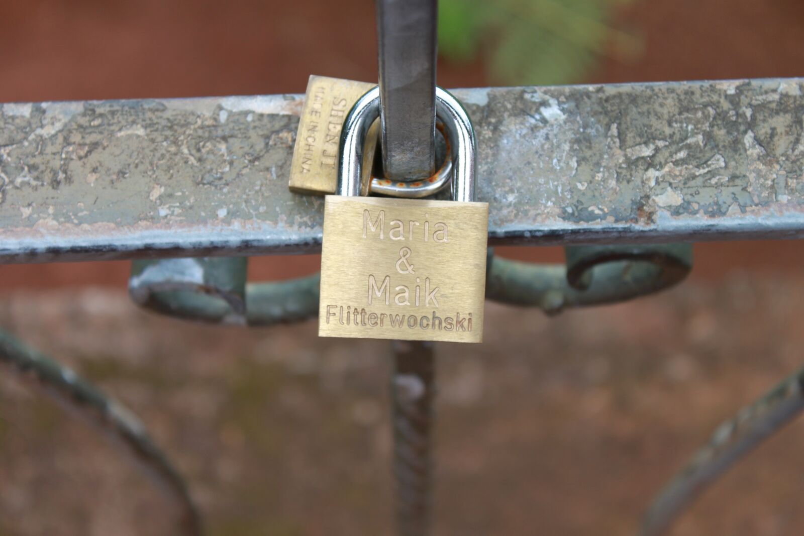 Canon EOS 500D (EOS Rebel T1i / EOS Kiss X3) sample photo. Liebesbeweis, castle, love photography