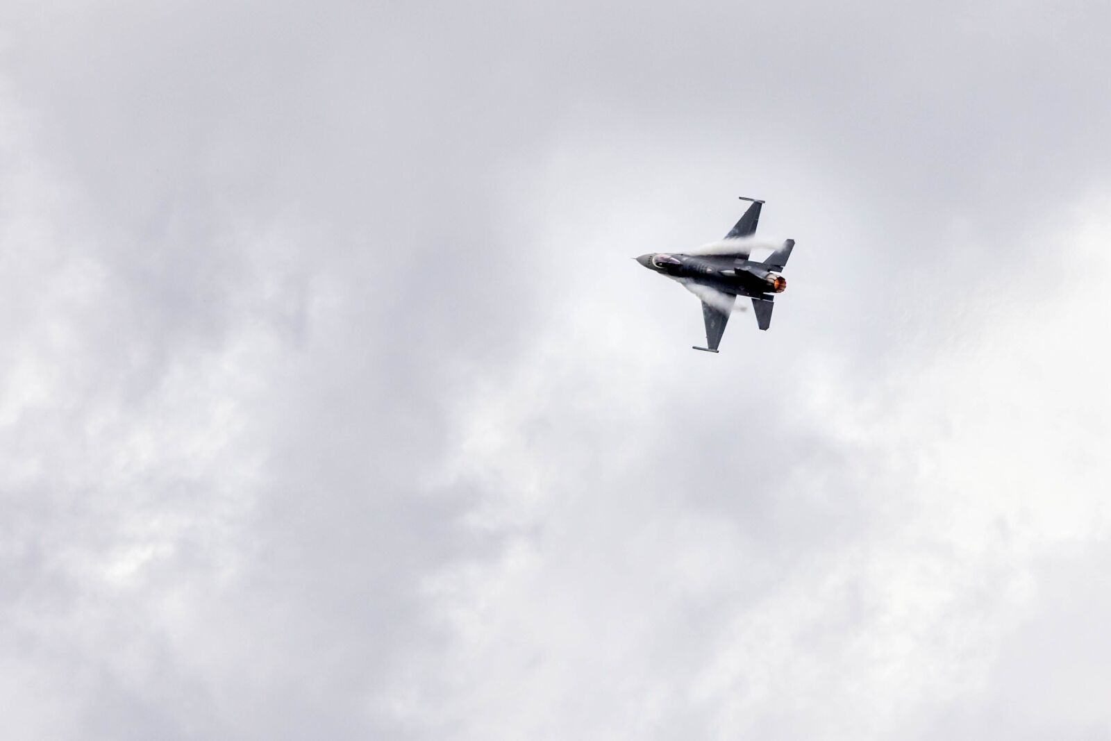 Canon EF 70-200mm F2.8L IS USM sample photo. Airplane, jet, jet fighter photography