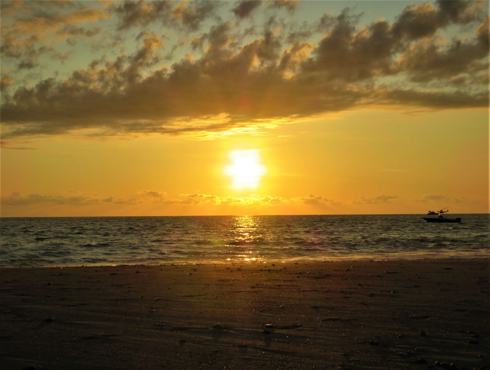 Canon PowerShot SX60 HS sample photo. Sunset, ocean, waves photography