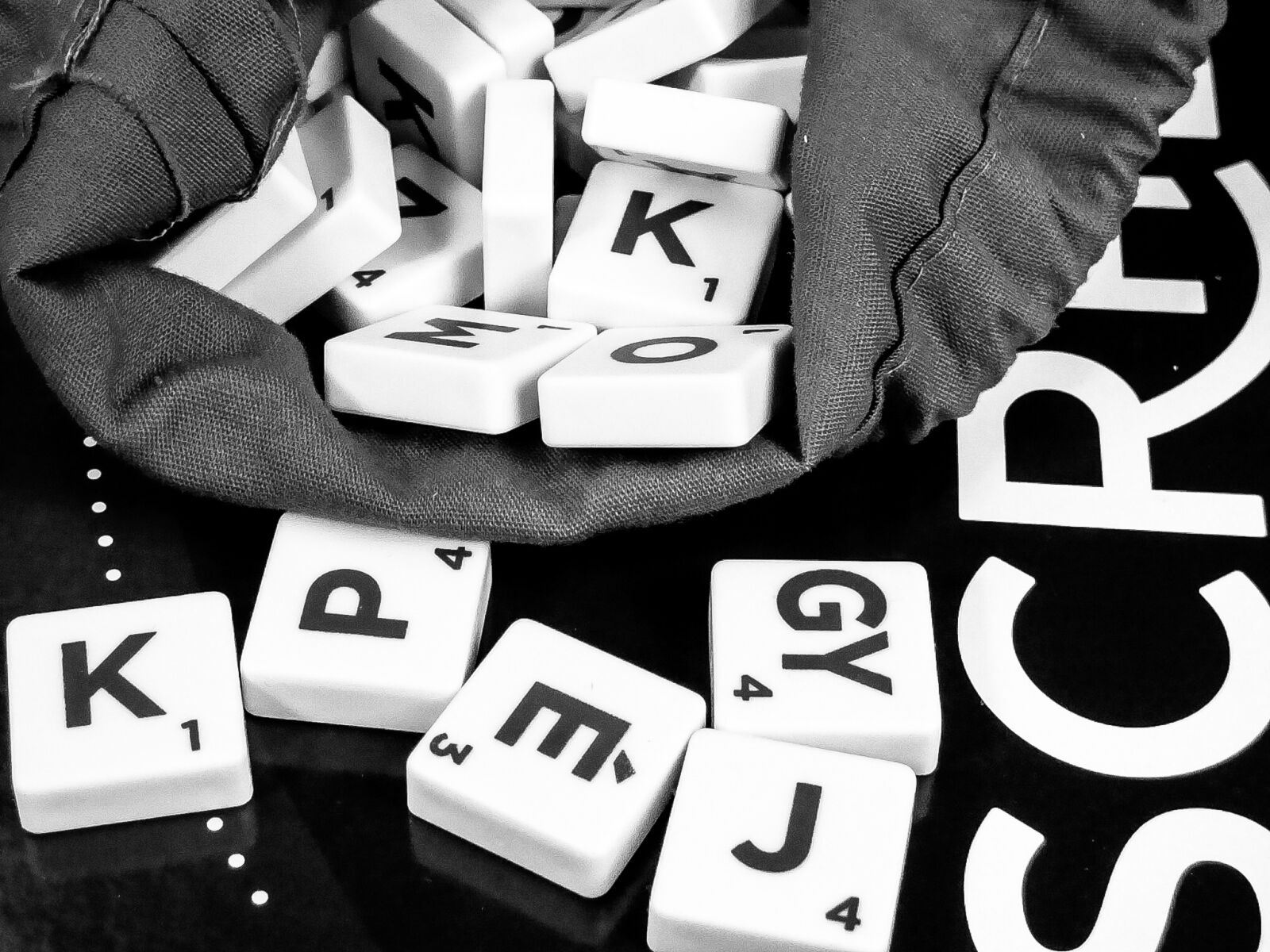 Panasonic DMC-FZ72 sample photo. Game, logic, puzzle photography