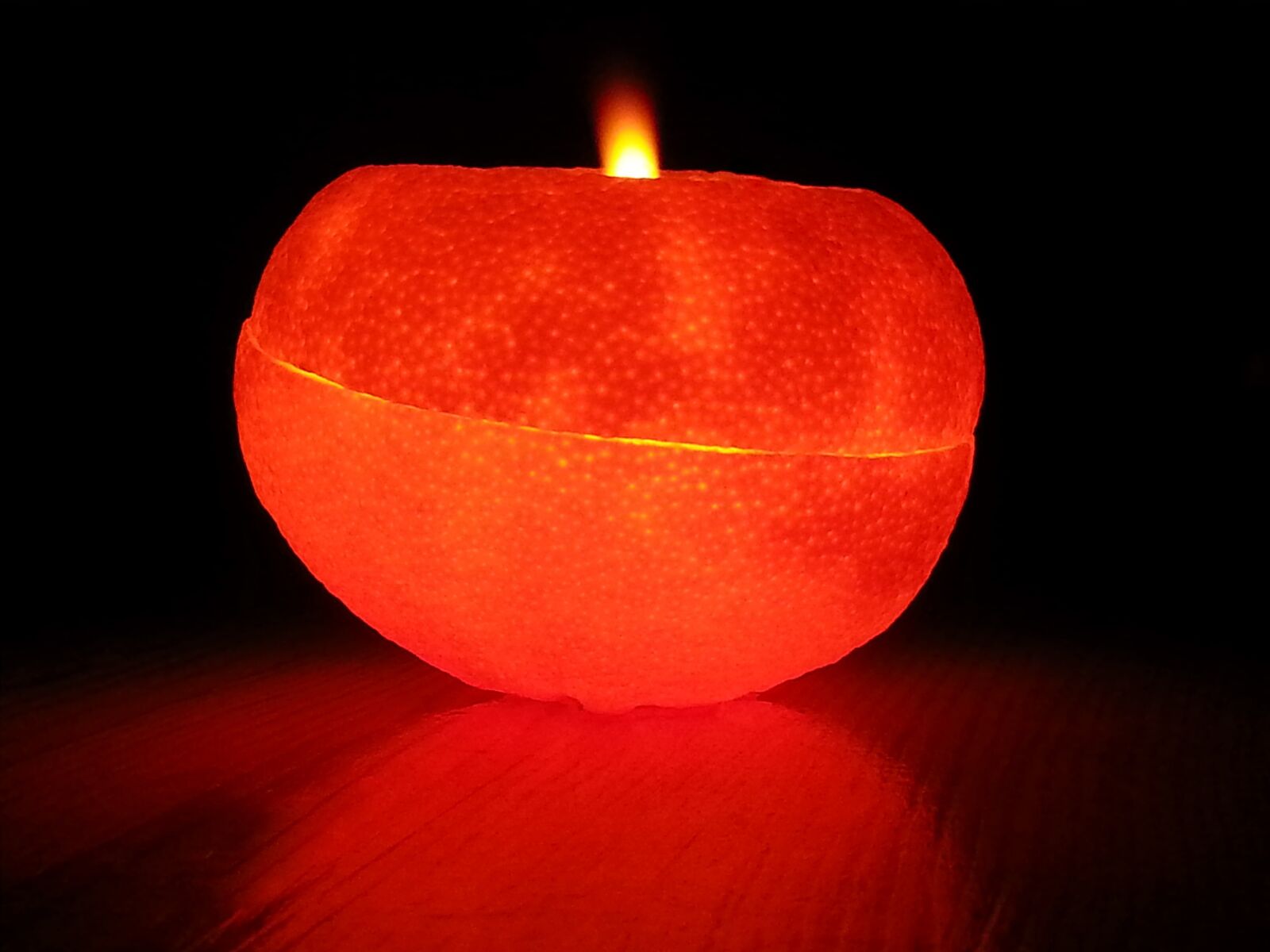 Samsung Galaxy S3 sample photo. Orange peel oil lamps photography