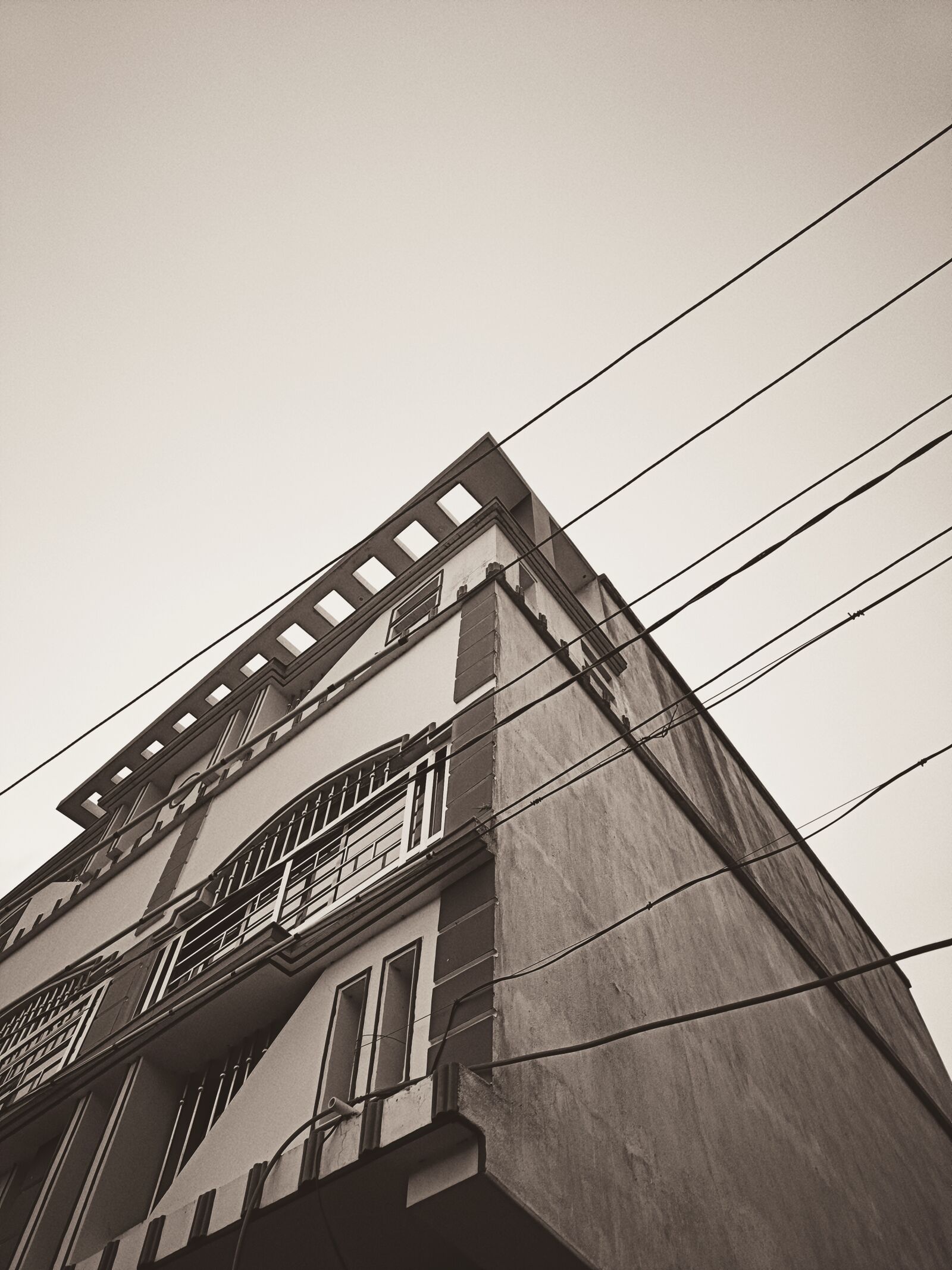 OnePlus NORD 2T 5G sample photo. Taken with mono lens photography