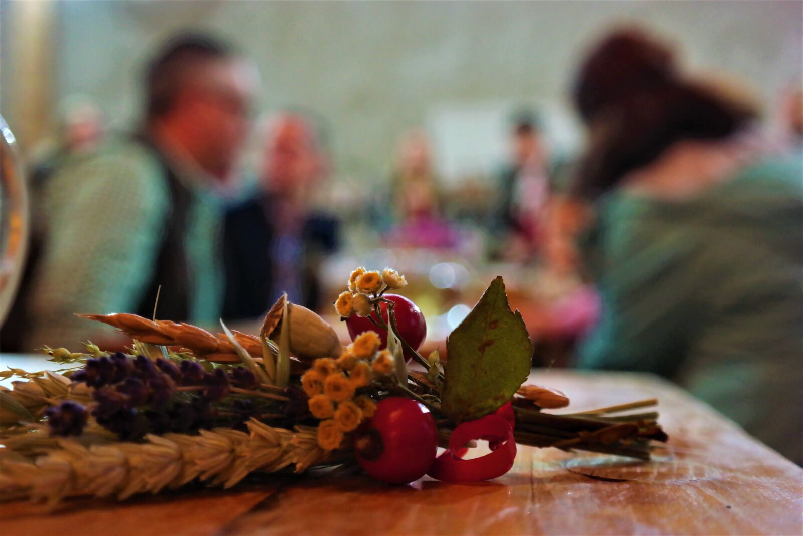 NX 18-55mm F3.5-5.6 sample photo. Corsage, thanksgiving, decoration photography