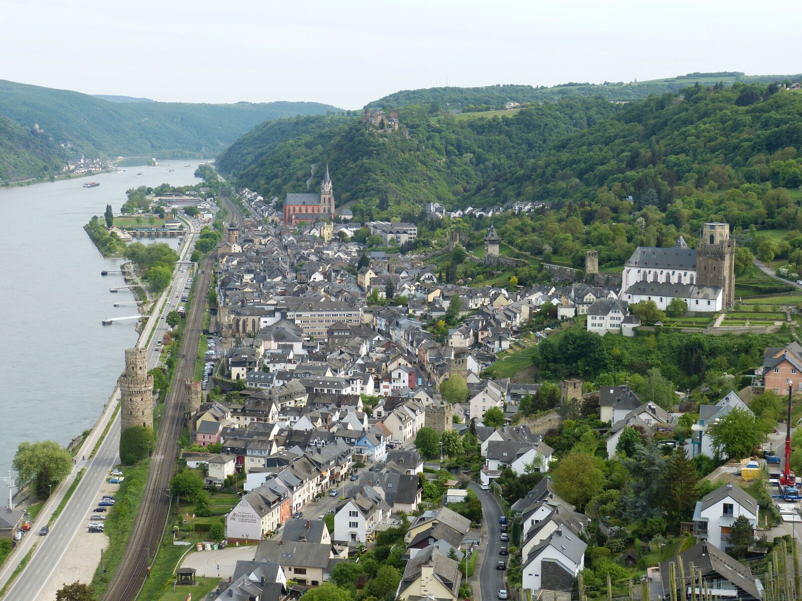 Panasonic Lumix DMC-FZ150 sample photo. Oberwesel, castle, rhine photography