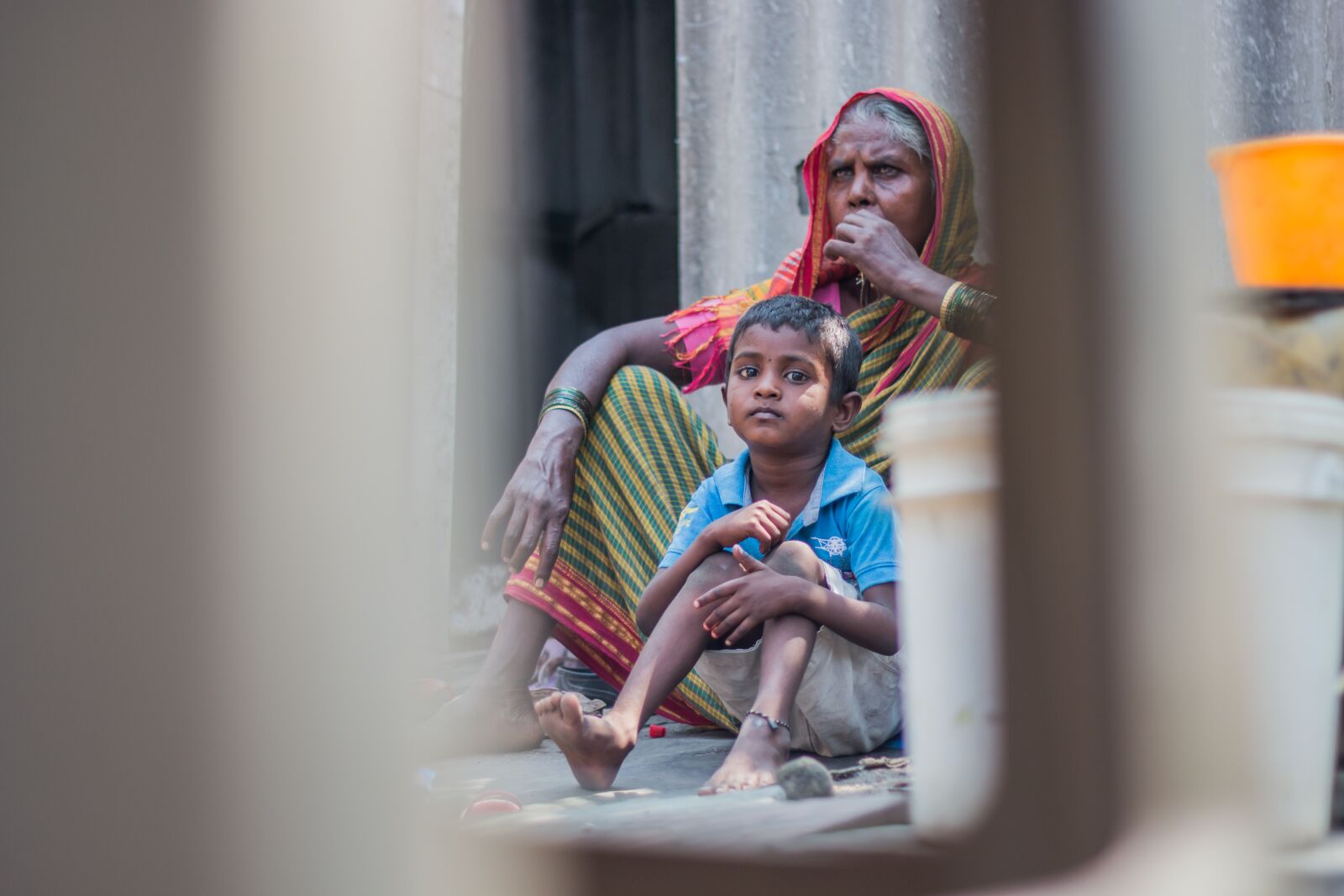 Canon EOS 70D + Canon EF 50mm F1.8 II sample photo. Grandma, slum, indian photography