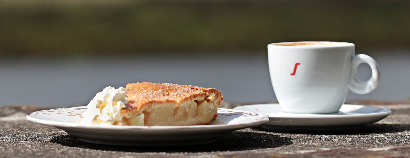 Canon EOS 80D sample photo. Coffee, cake, apple pie photography