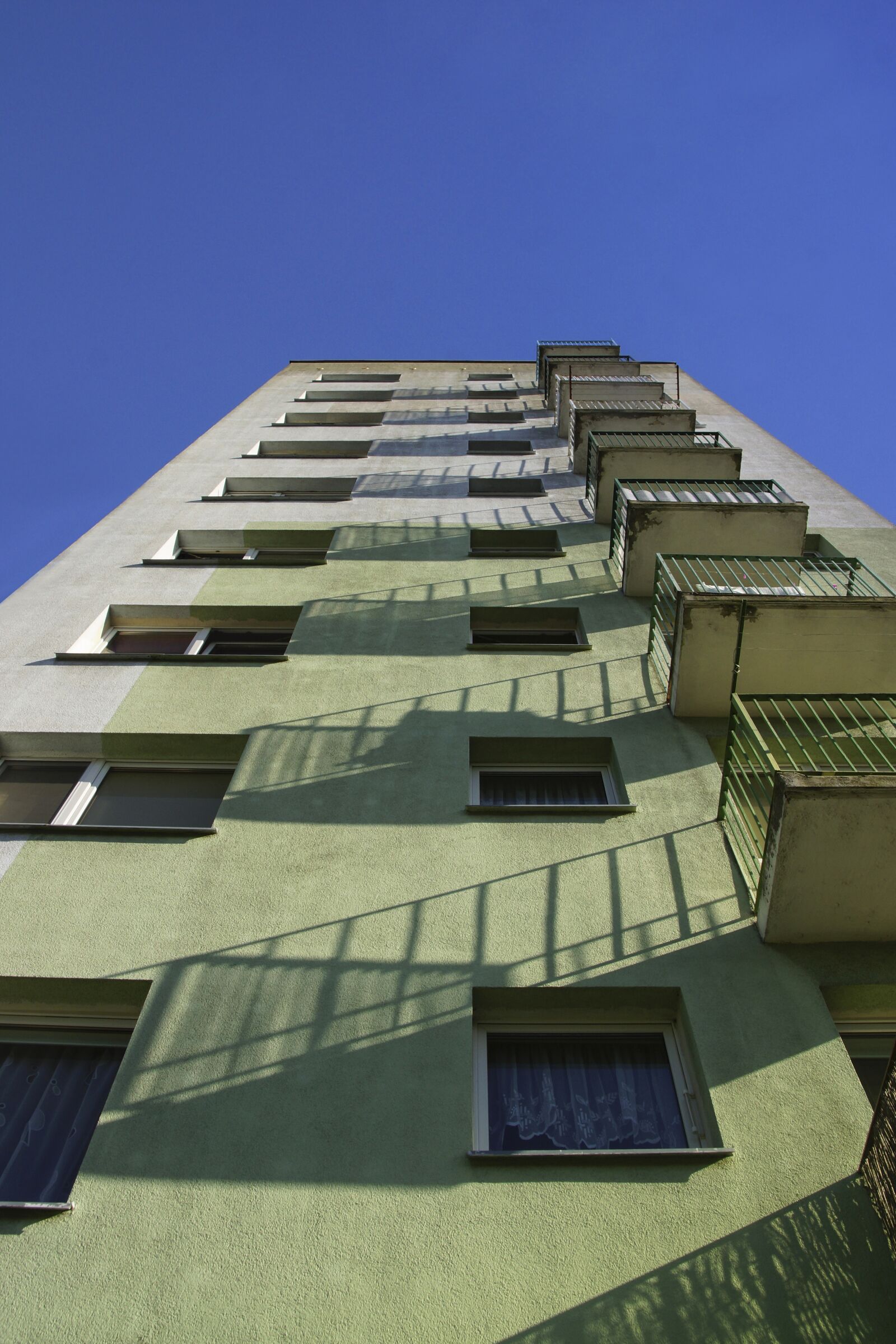 Sony SLT-A77 sample photo. Architecture, building, city photography