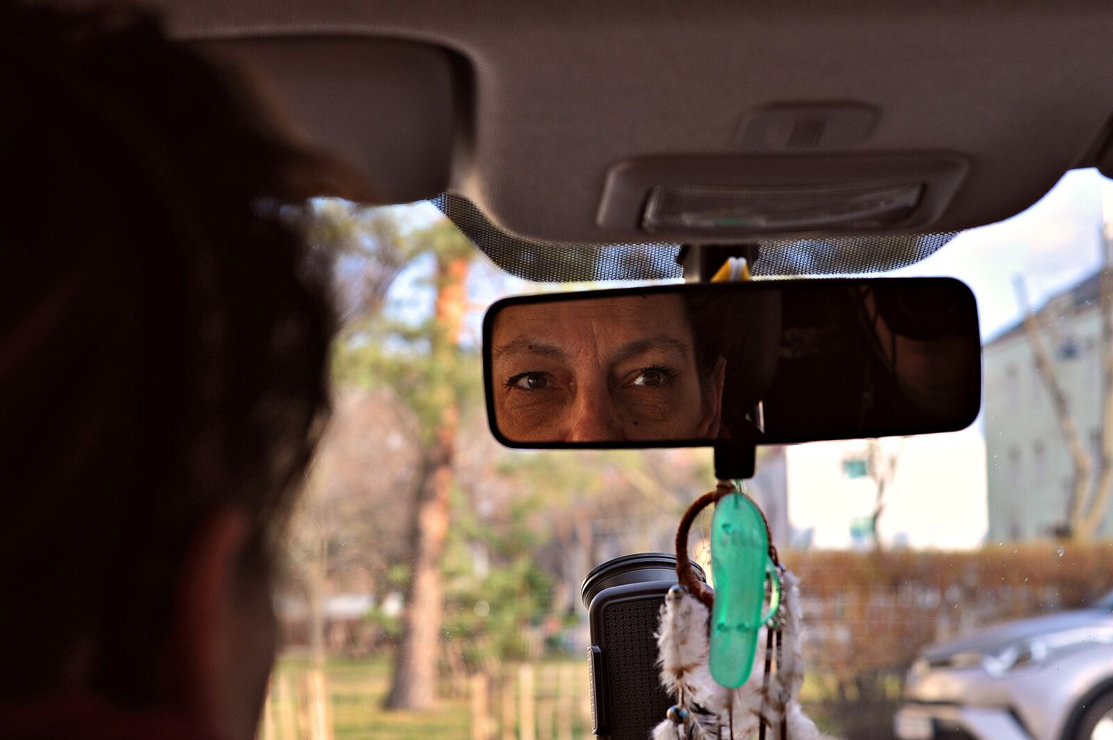Nikon D90 sample photo. Auto, rear mirror, woman photography