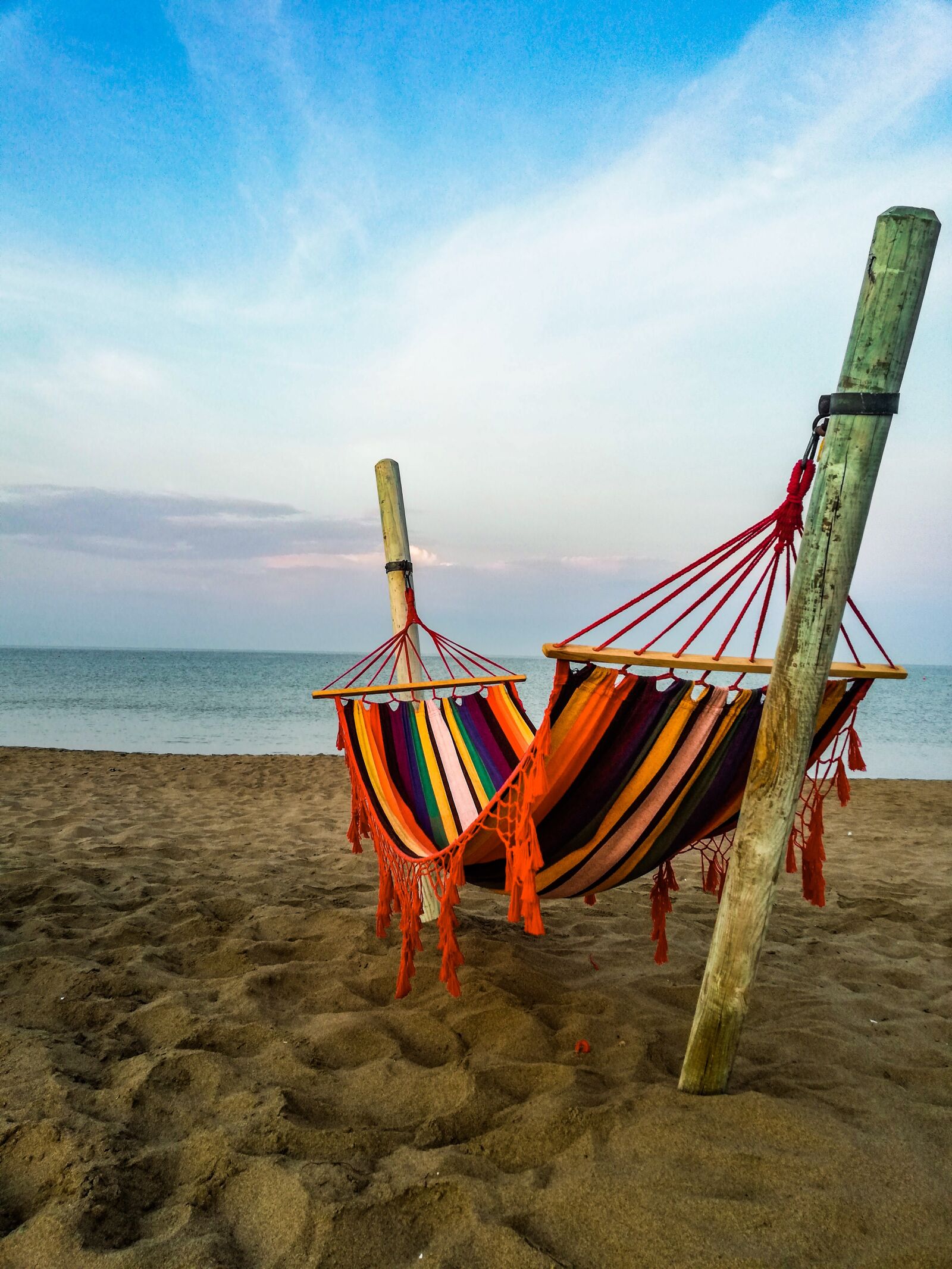 HUAWEI Mate 10 Lite sample photo. Hammock, beach, sand photography