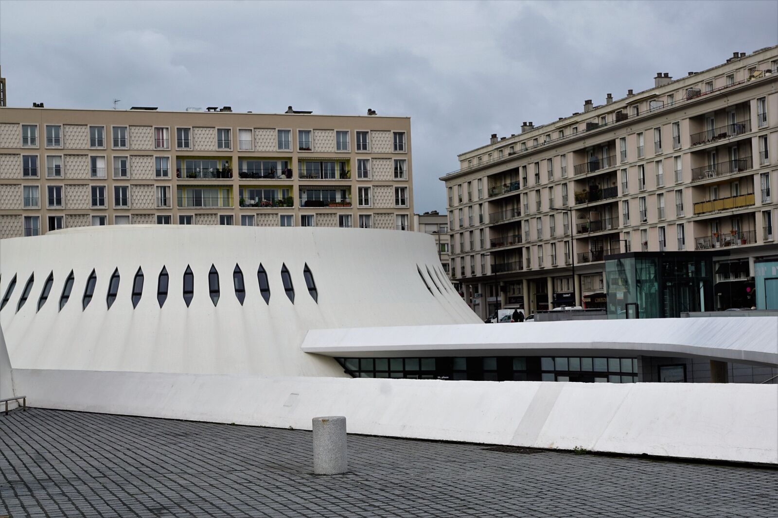 Sony ILCA-77M2 + Sony DT 16-50mm F2.8 SSM sample photo. Le havre, hall, france photography