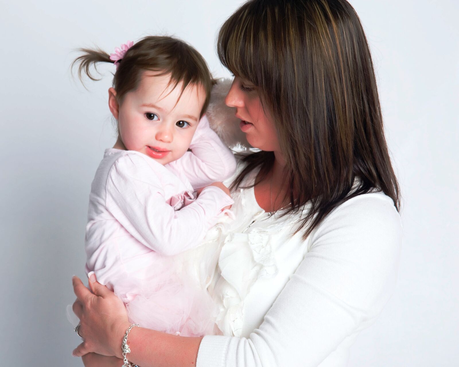 Nikon D3 sample photo. Mother and daughter, love photography