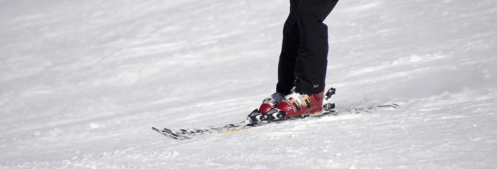 Nikon D7100 sample photo. Skiing, ski boots, drive photography