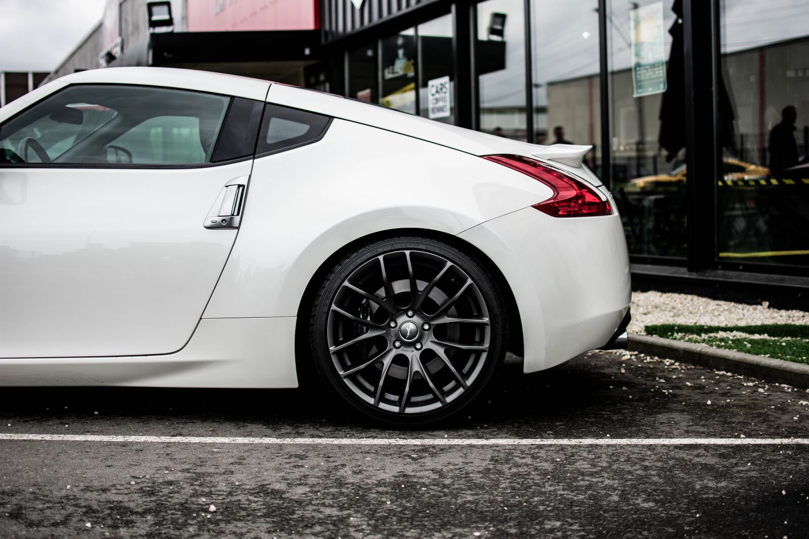 Nikon D3400 sample photo. Nissan, 370z, white photography
