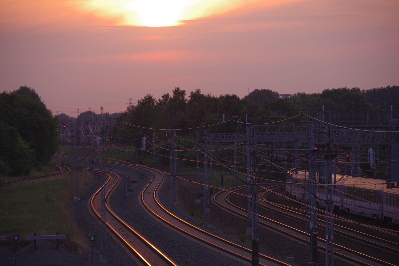 Pentax K-70 sample photo. Sunset, train, tracks photography