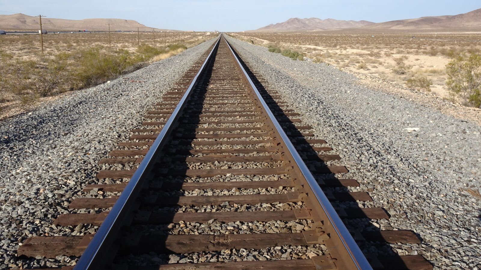 Sony Cyber-shot DSC-HX90V sample photo. Railway, railway track, desert photography