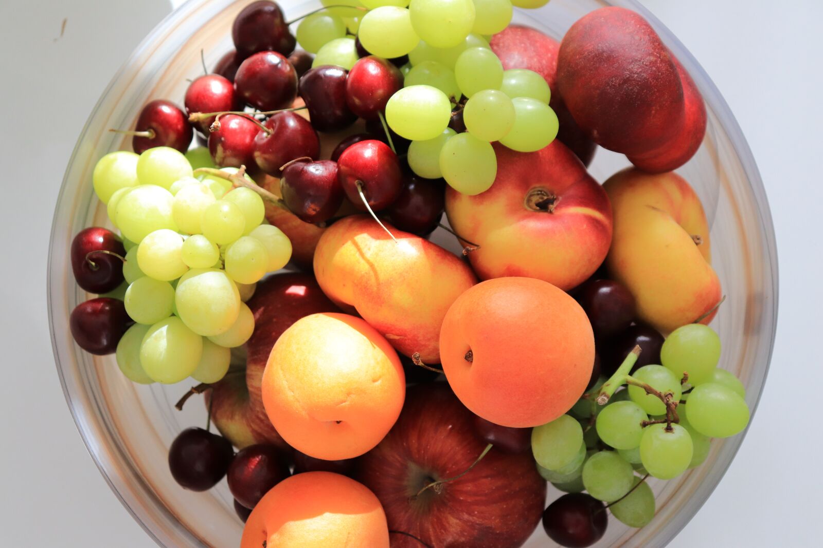 Canon EF-S 18-55mm F4-5.6 IS STM sample photo. Fruit, color, fresh photography