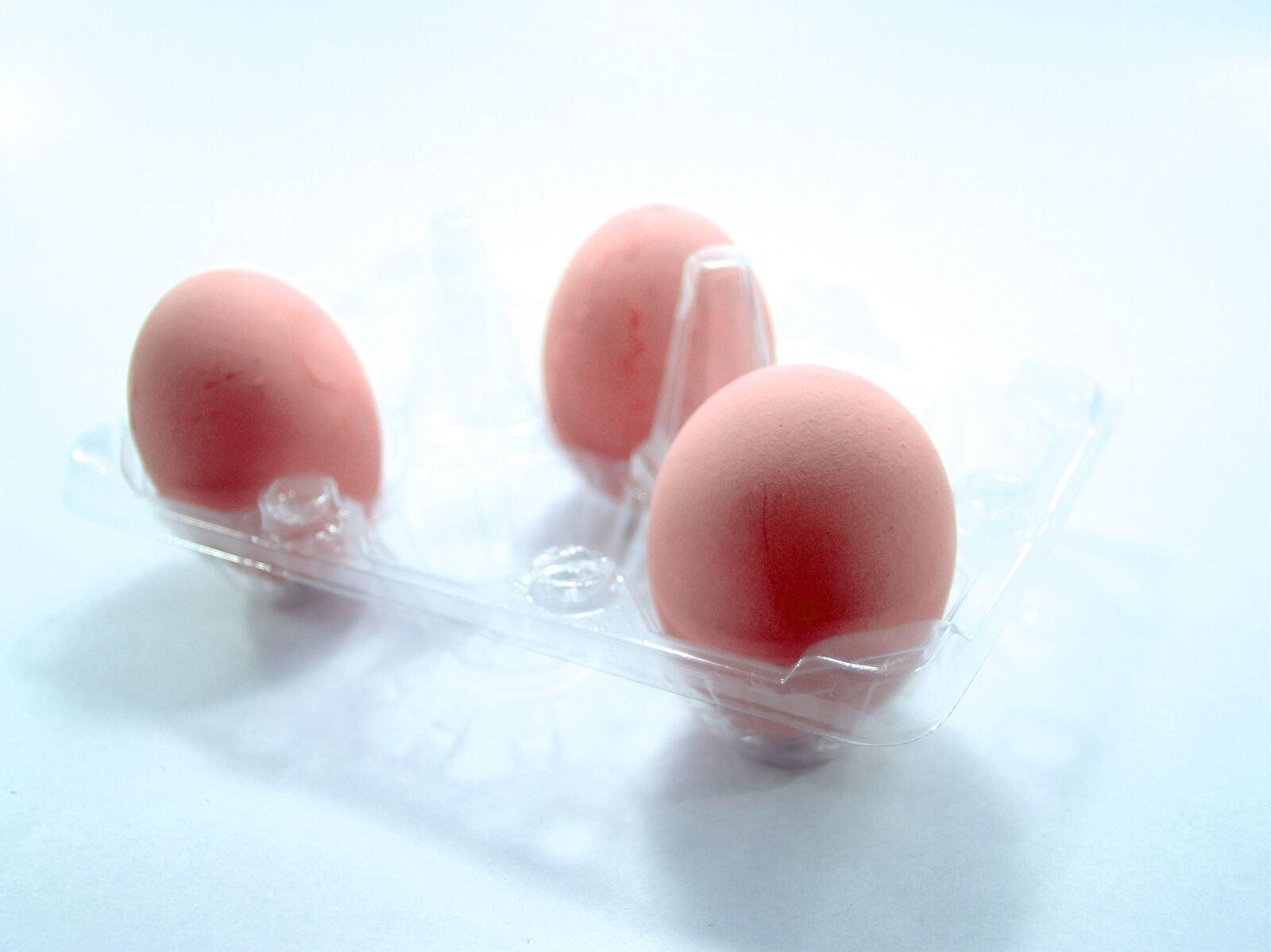 Olympus E-300 (EVOLT E-300) sample photo. Egg, pink, market photography