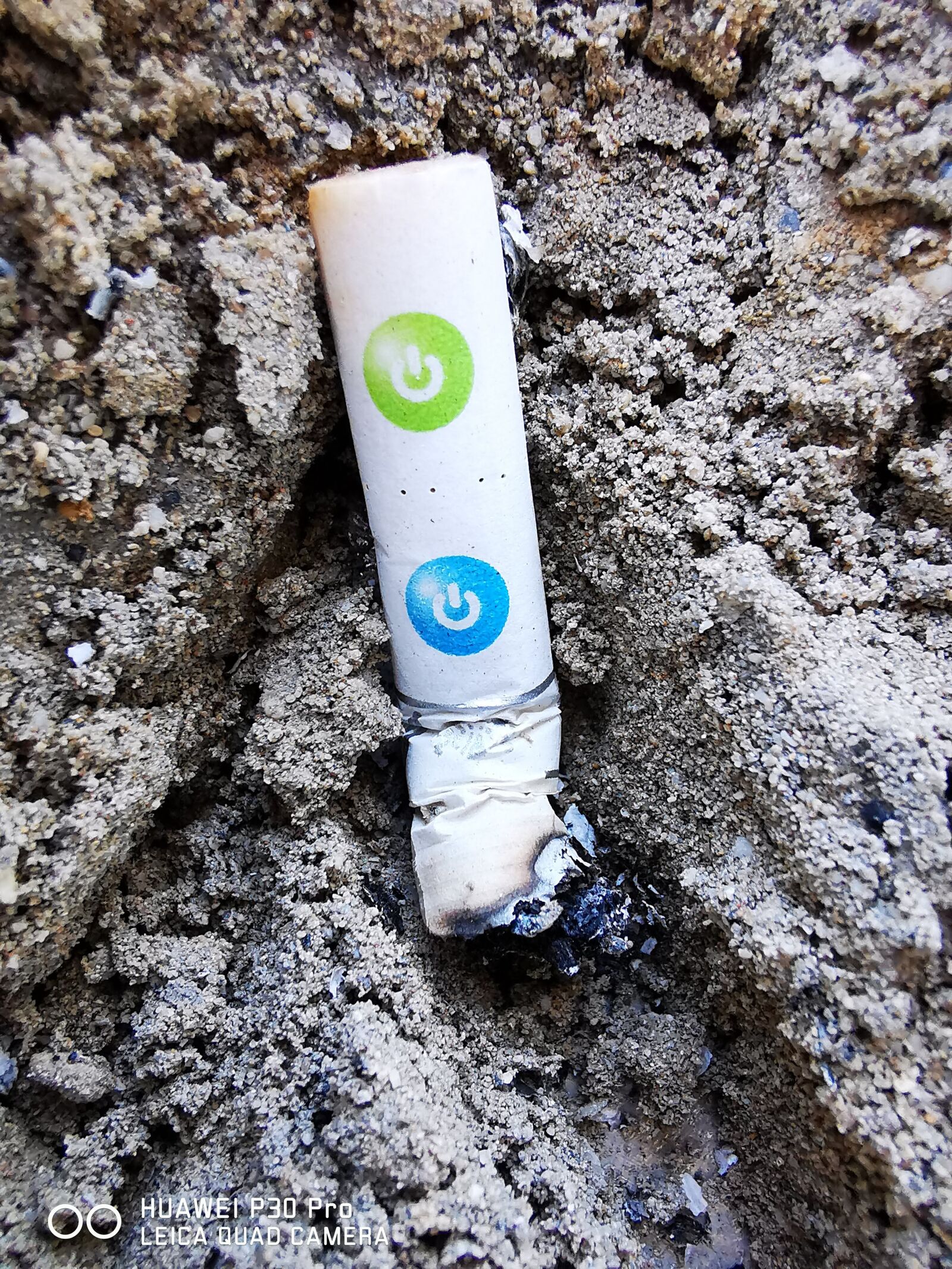 HUAWEI P30 Pro sample photo. Cigarette, butts, smoking photography