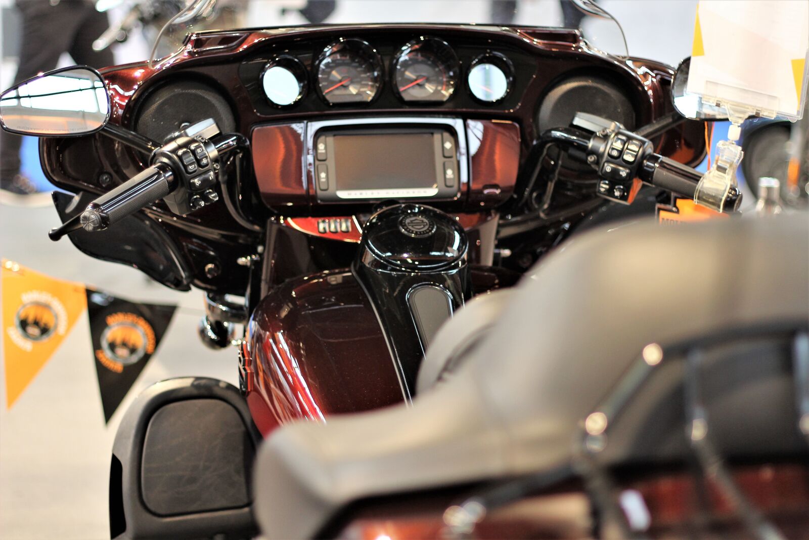 Canon EOS 600D (Rebel EOS T3i / EOS Kiss X5) + Canon EF 50mm F1.8 II sample photo. Motorbike harley davidson, zagreb photography