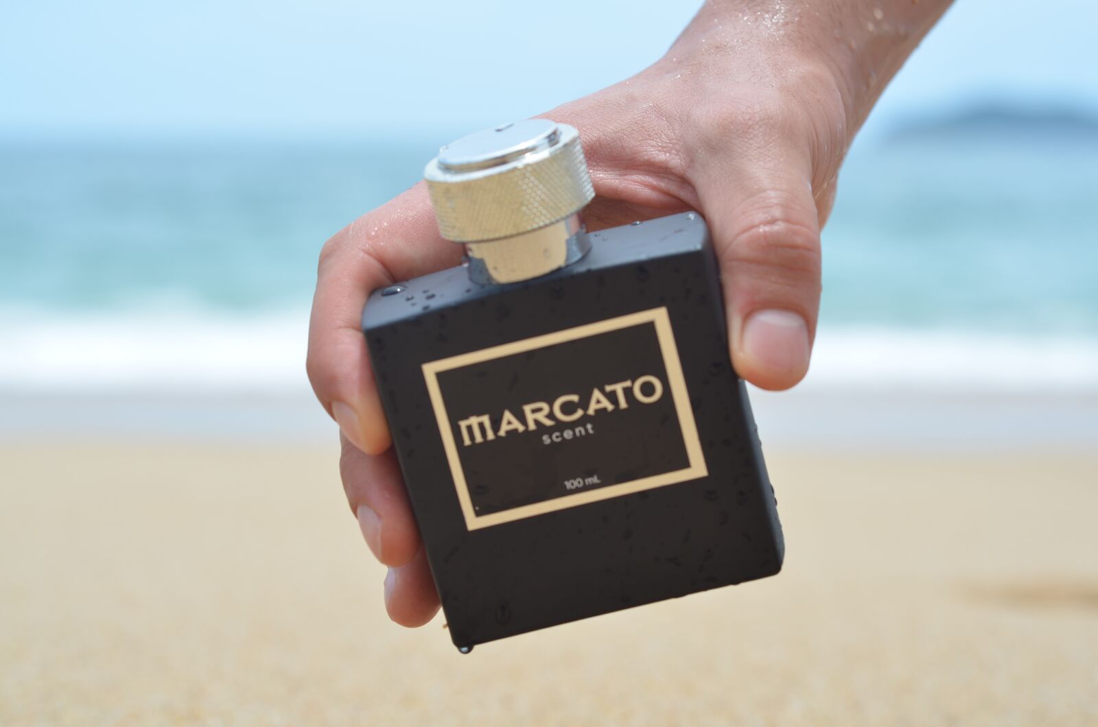 Nikon D5100 sample photo. Perfume, marcatoscent, osean photography
