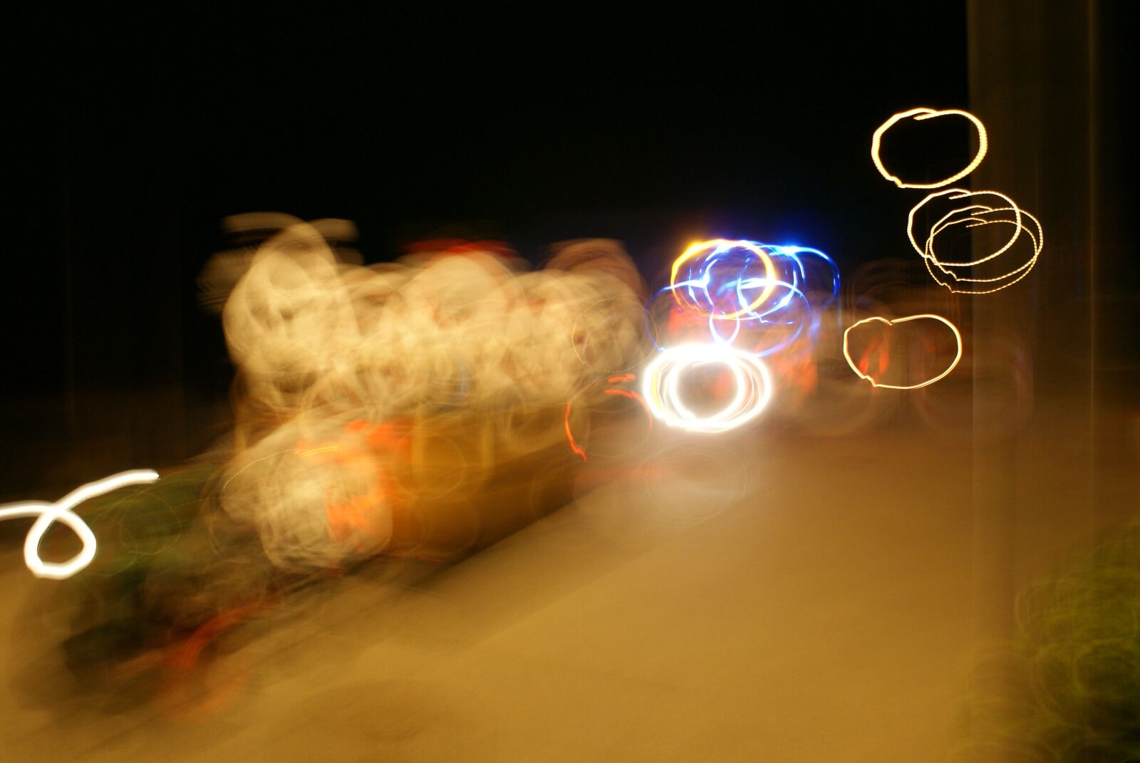 Sony Alpha DSLR-A200 sample photo. Carnival, light, fun photography