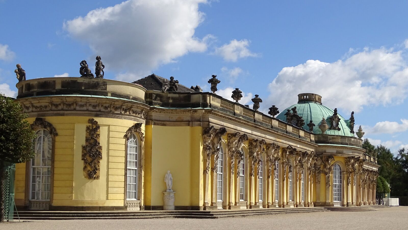 Sony Cyber-shot DSC-HX400V sample photo. Potsdam, castle, places of photography