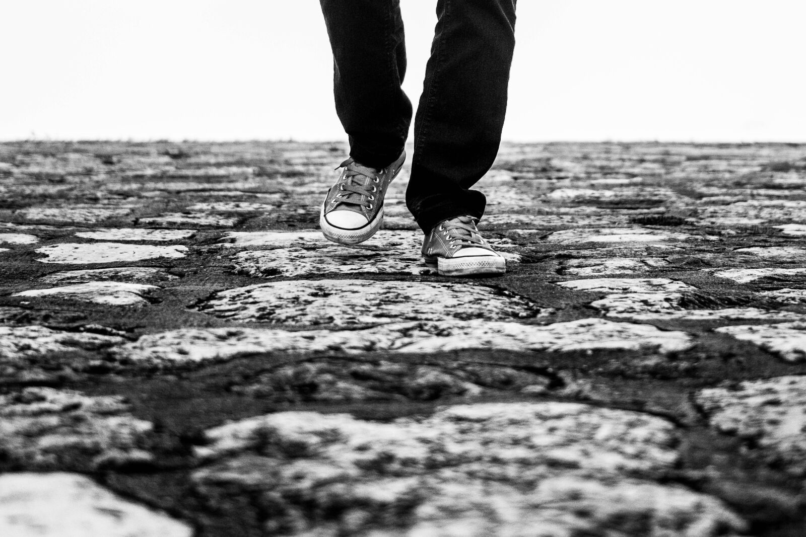 Nikon D7200 sample photo. Walk, feet, walking photography