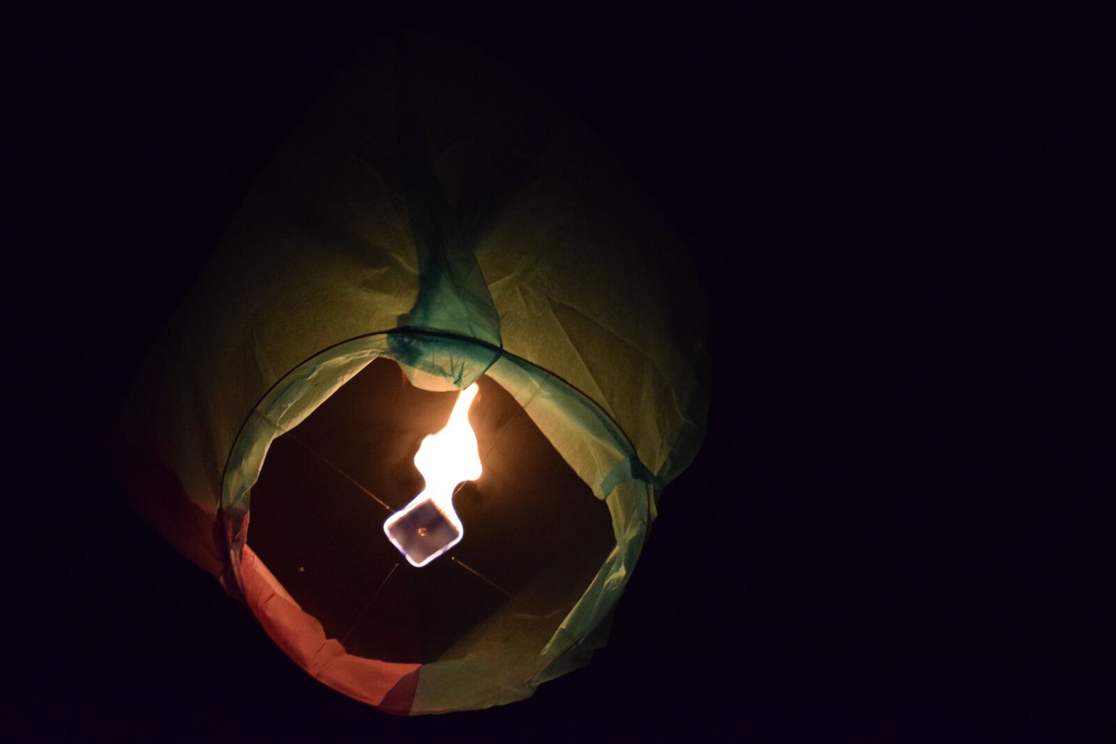 Nikon D5300 sample photo. Skylanten, fire, colourful photography