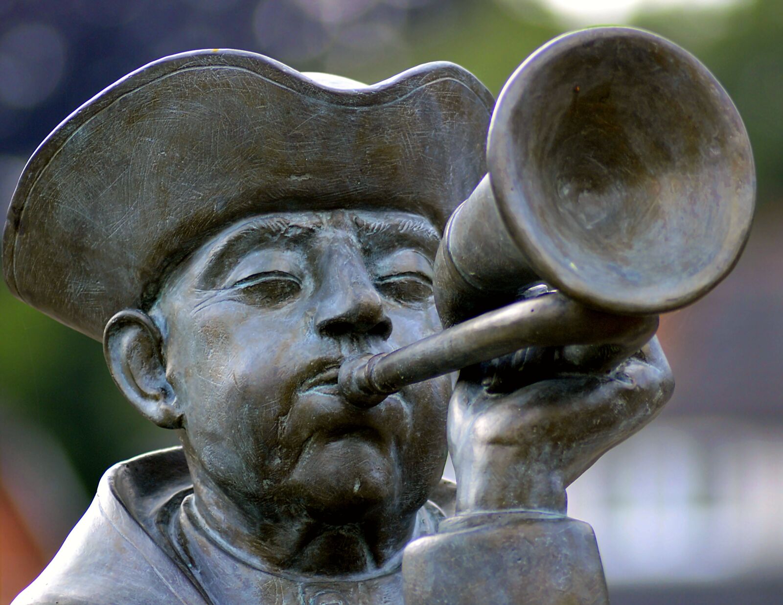 Nikon D3200 sample photo. Trumpeter, statue, sculpture photography