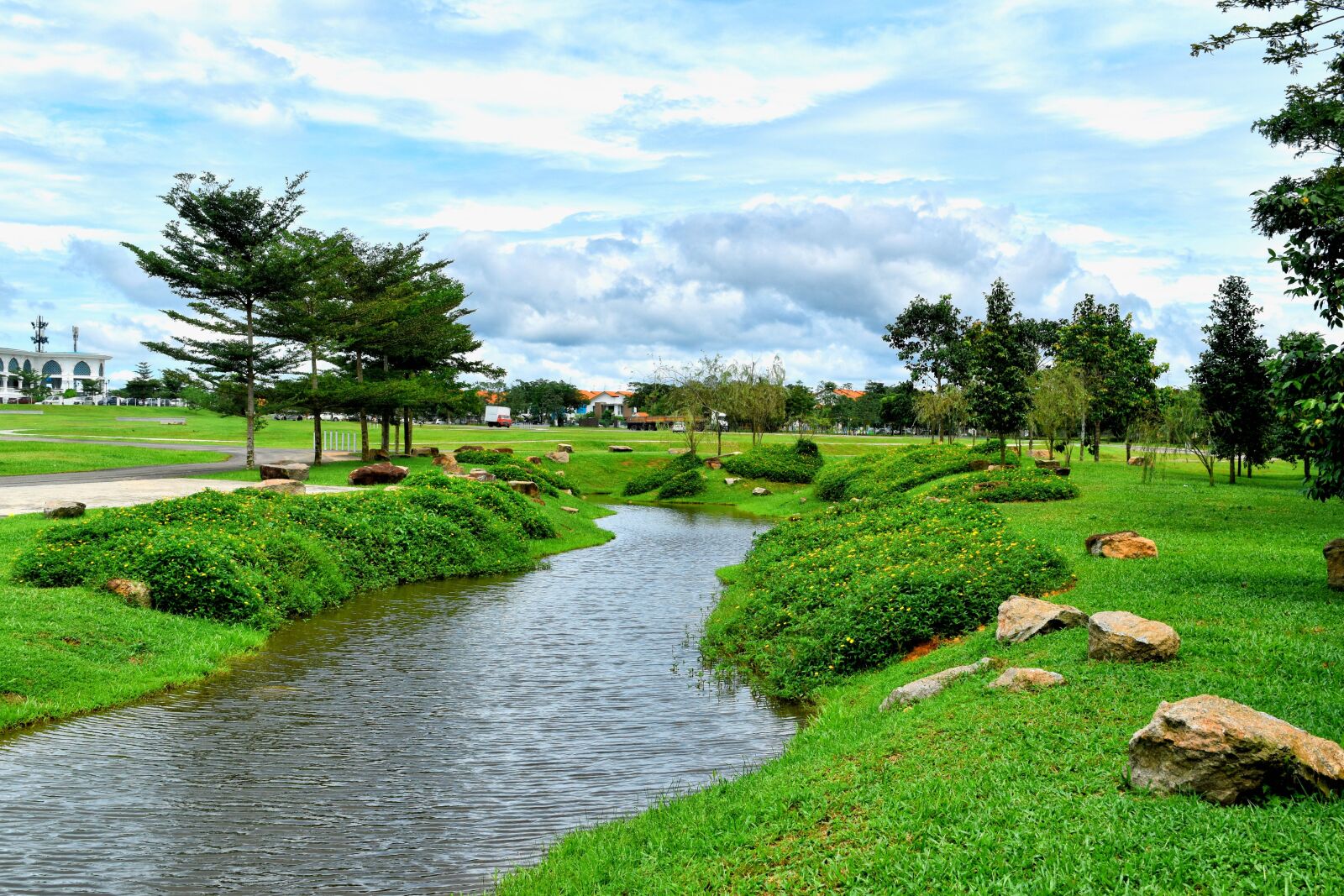 Nikon D5500 sample photo. River, green, landscape photography