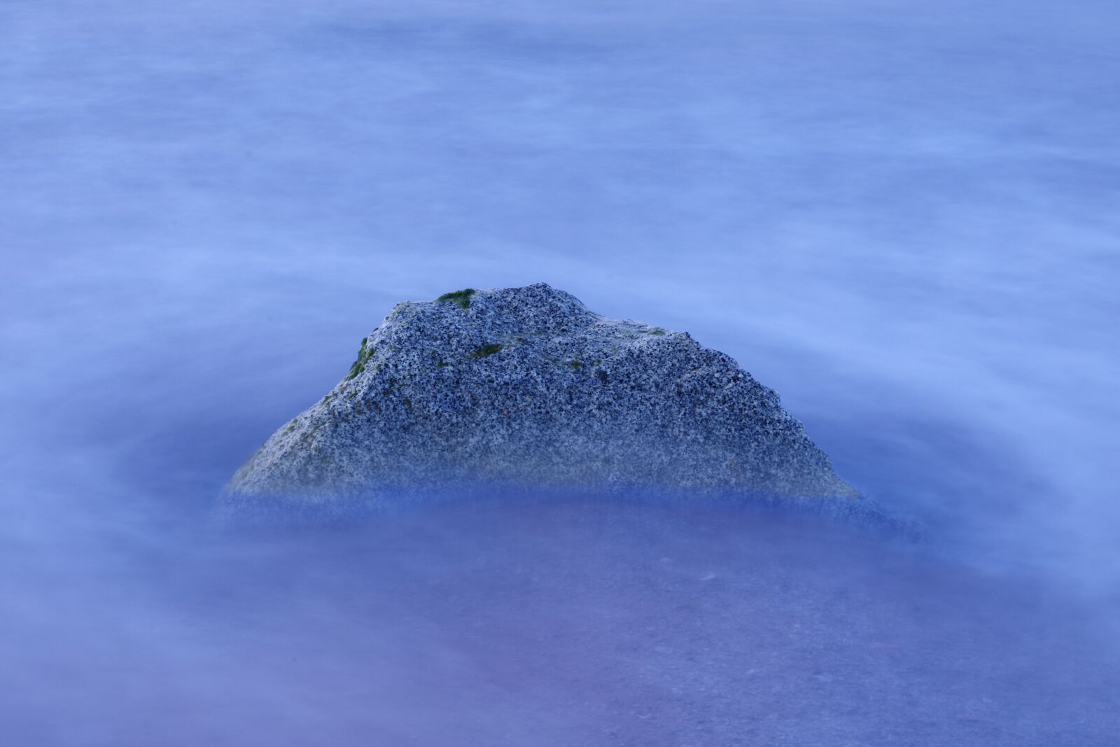 Canon EOS 750D (EOS Rebel T6i / EOS Kiss X8i) sample photo. Water, sea, rock photography