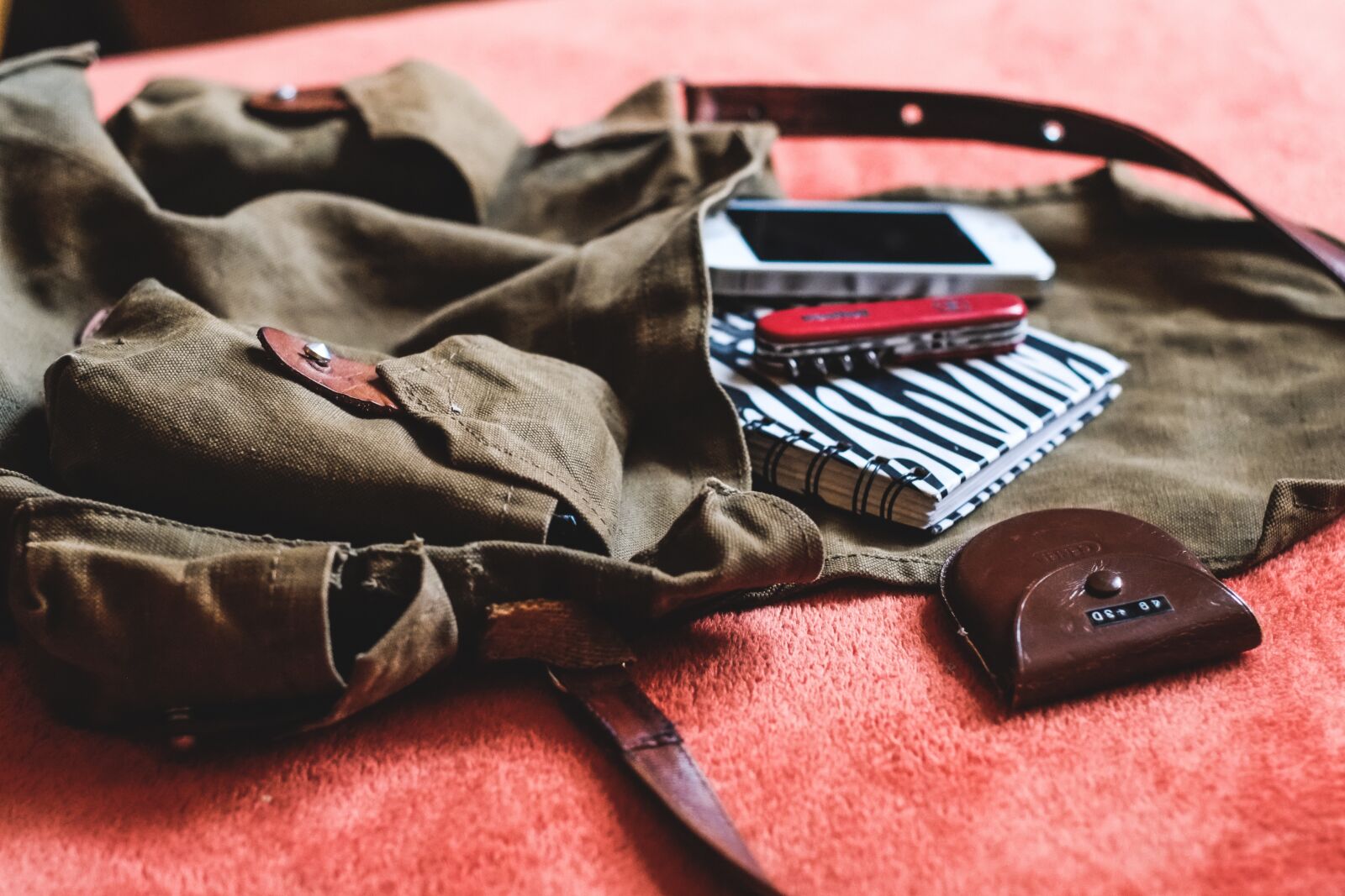 Fujifilm X-E1 sample photo. Bag, backpack, rucksack photography