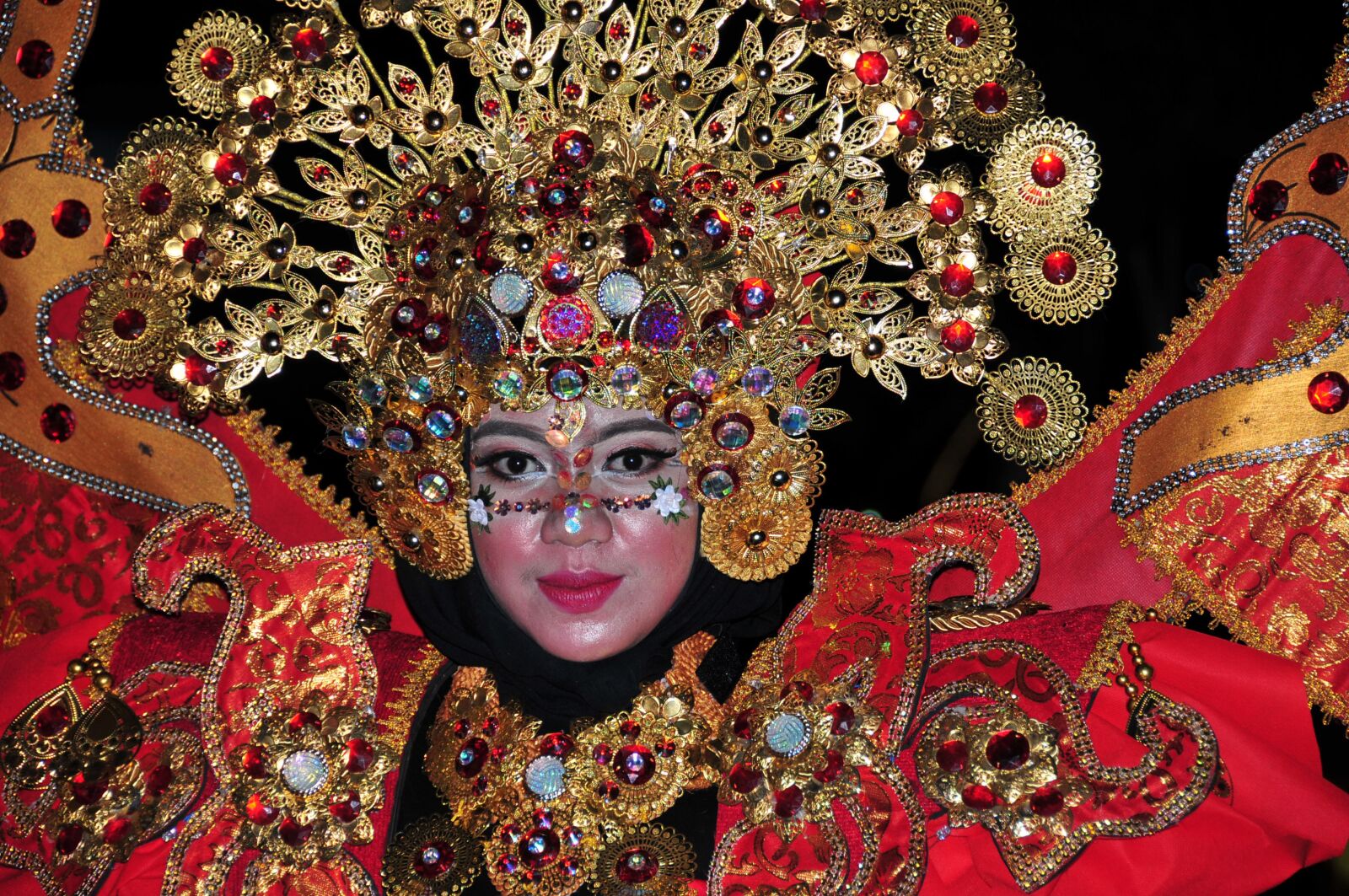 Nikon D300S sample photo. Carnival, girl, indonesian photography