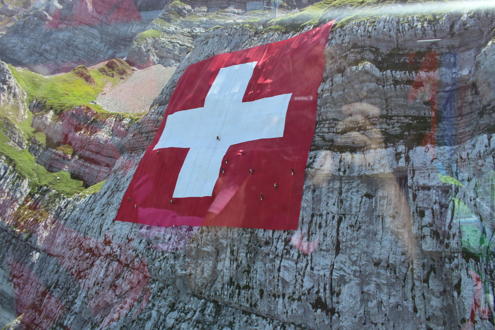 Canon EOS 700D (EOS Rebel T5i / EOS Kiss X7i) sample photo. Santis, swiss photography
